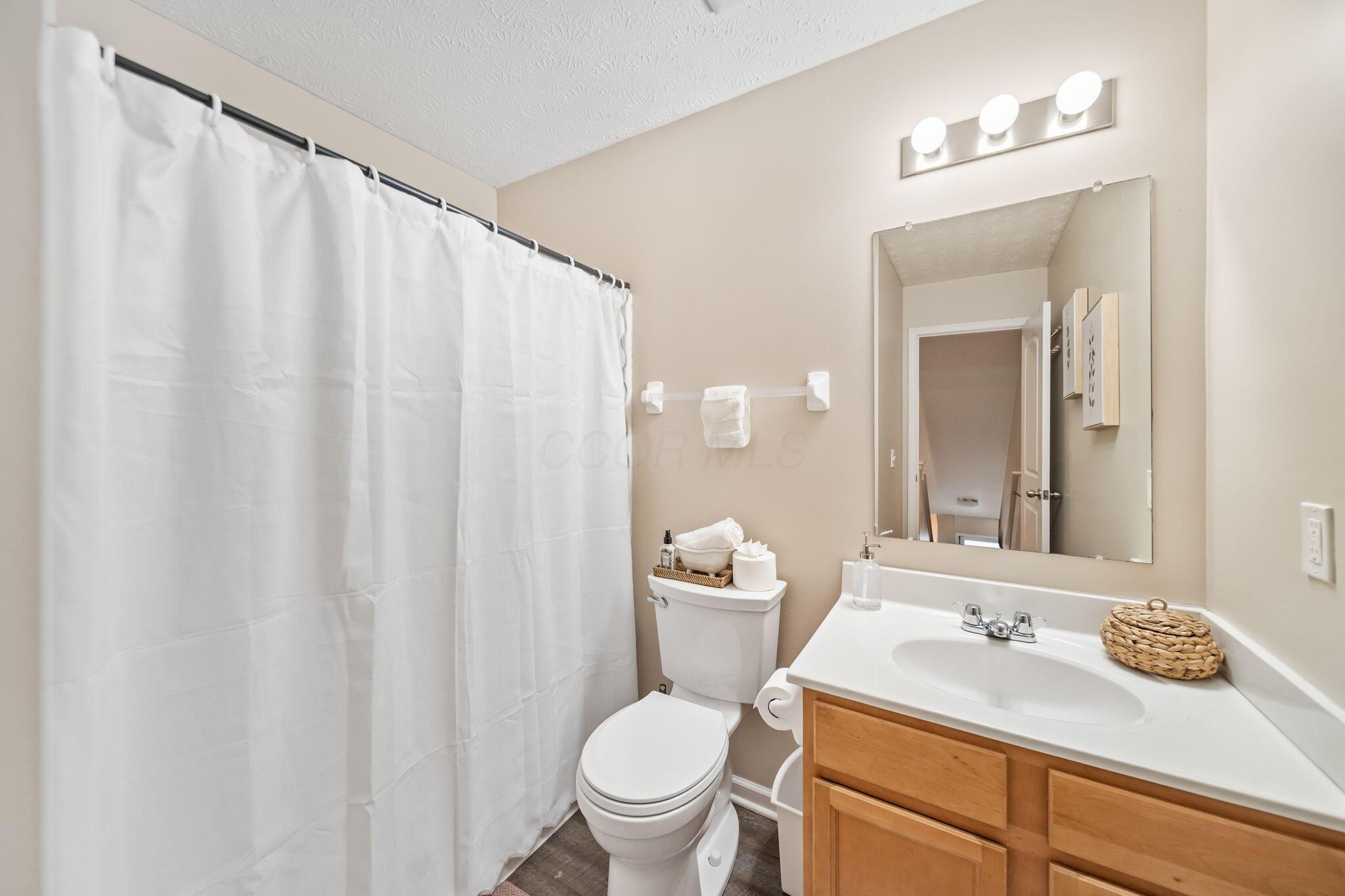 5661 Marshfield Drive