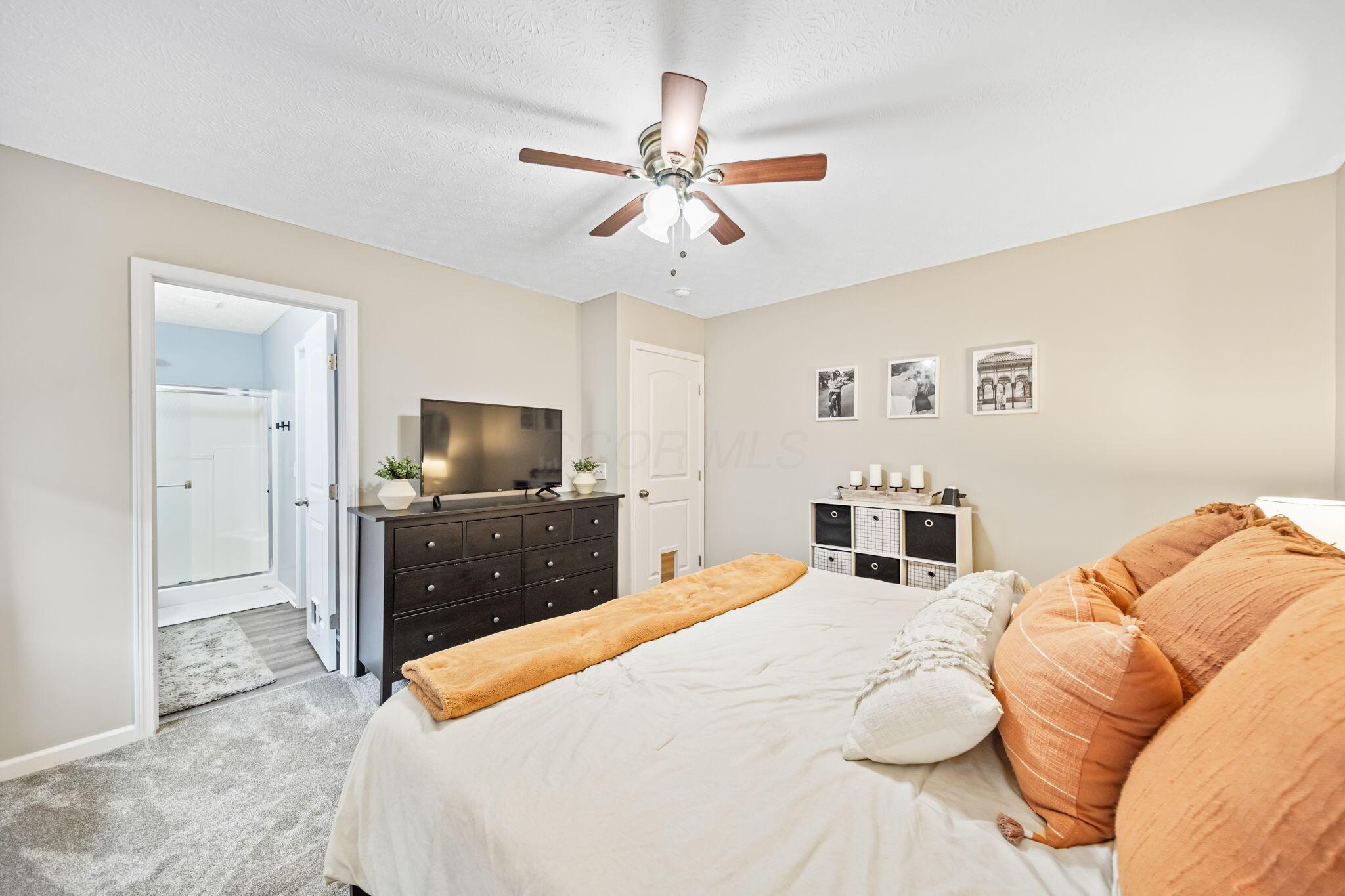 5661 Marshfield Drive