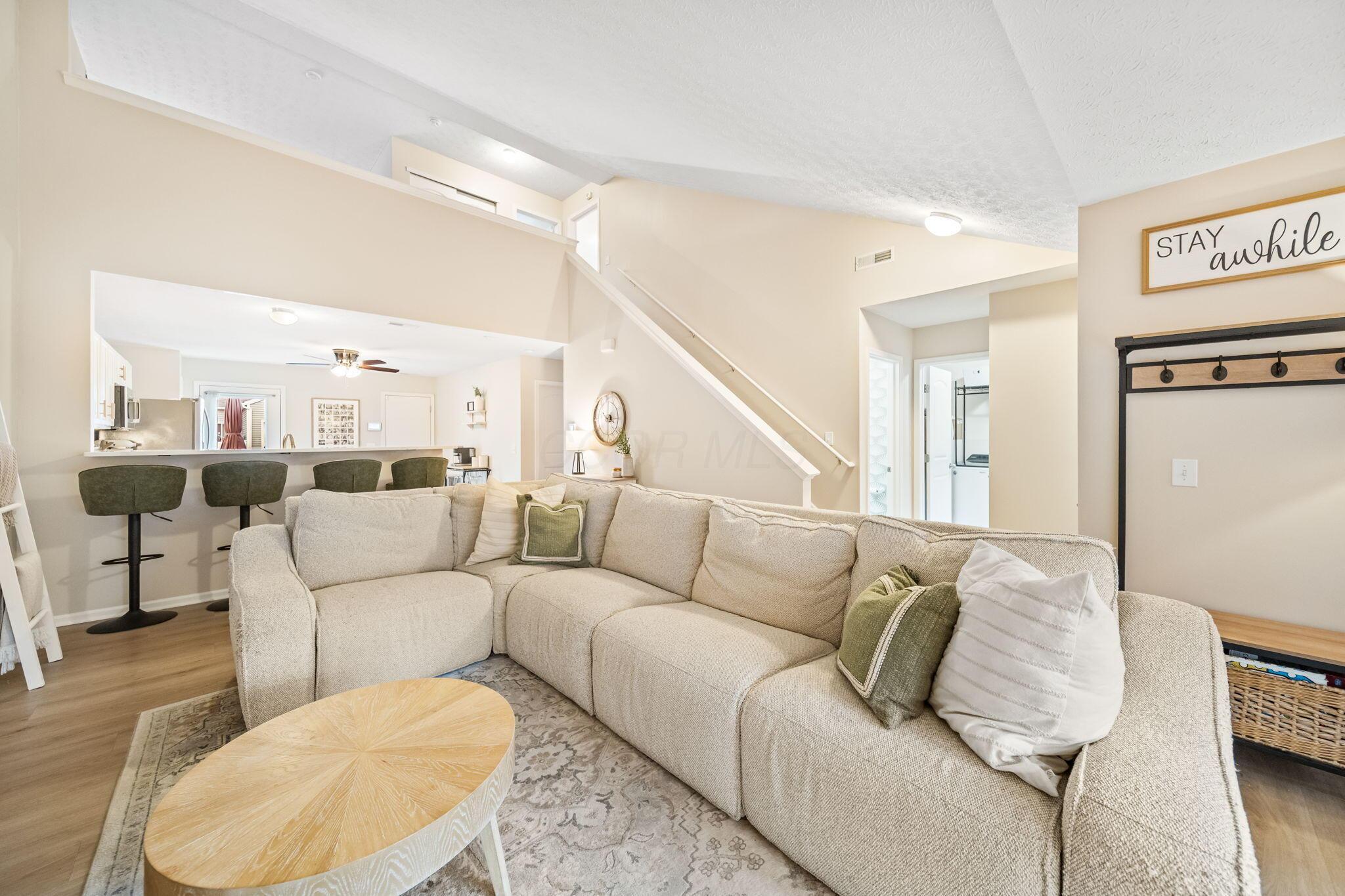 5661 Marshfield Drive