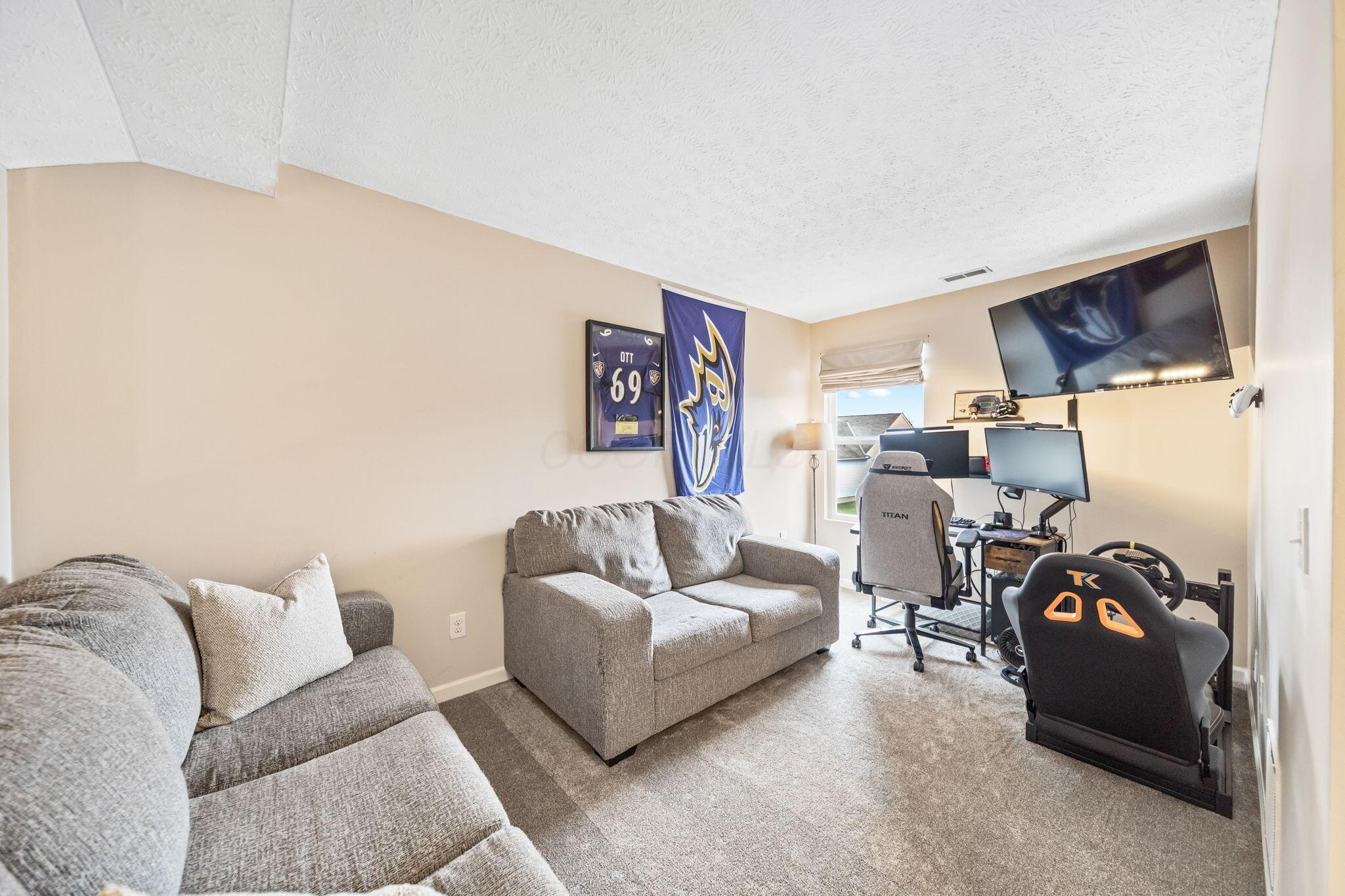 5661 Marshfield Drive