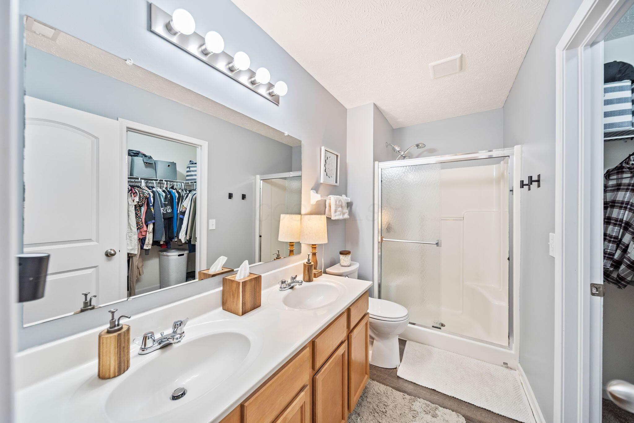 5661 Marshfield Drive