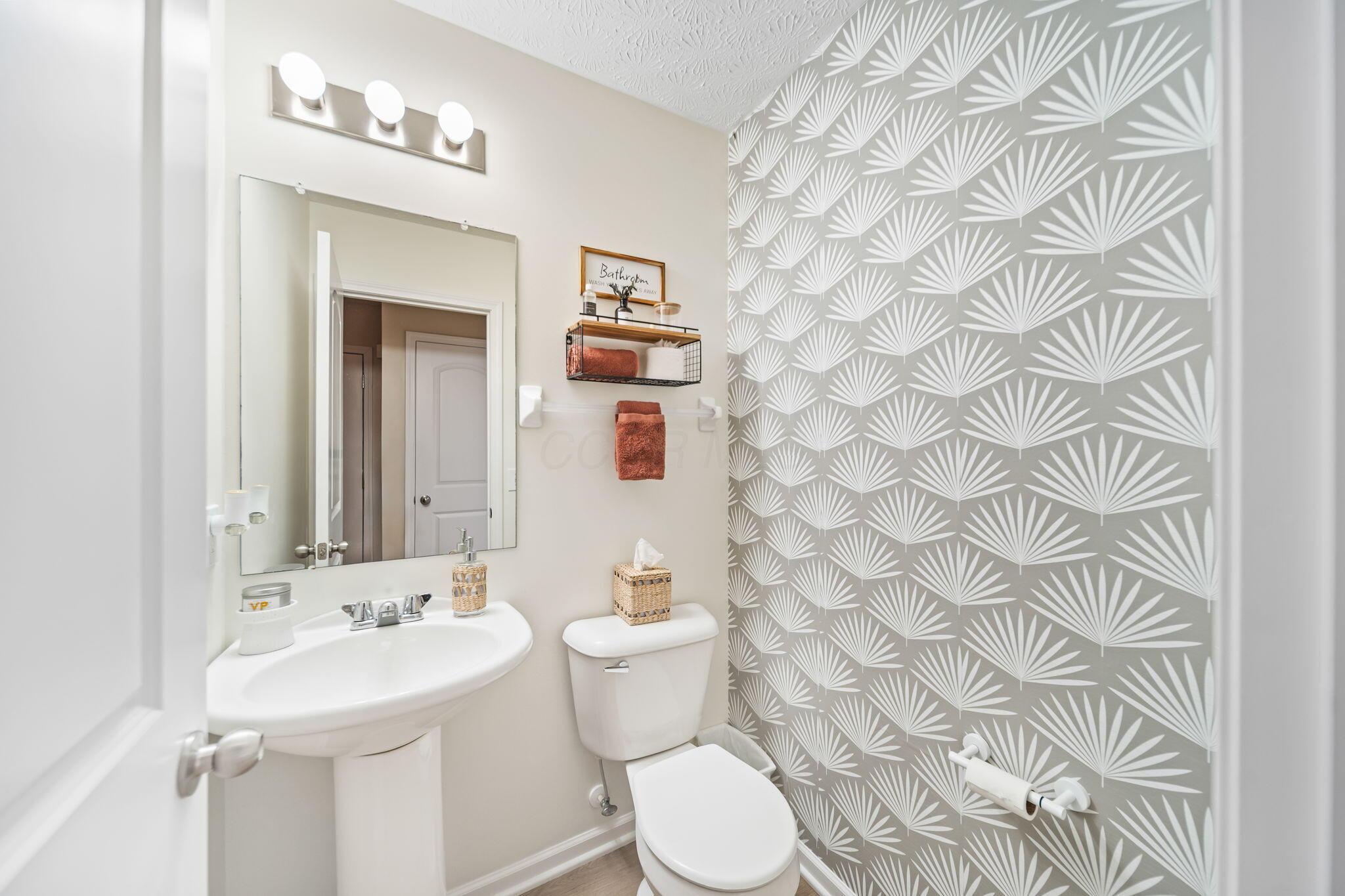 5661 Marshfield Drive