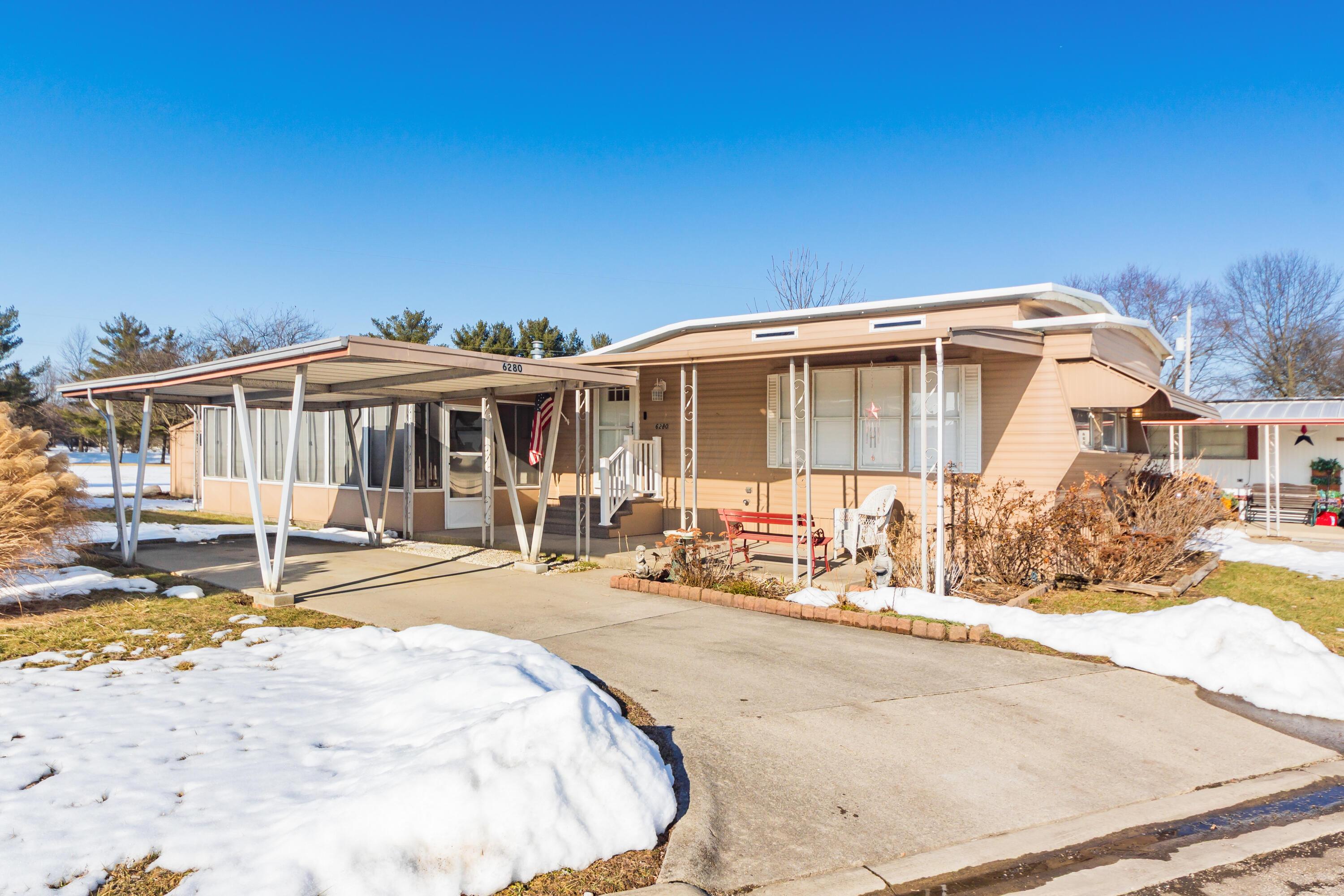 6280 Cartwright Lane N