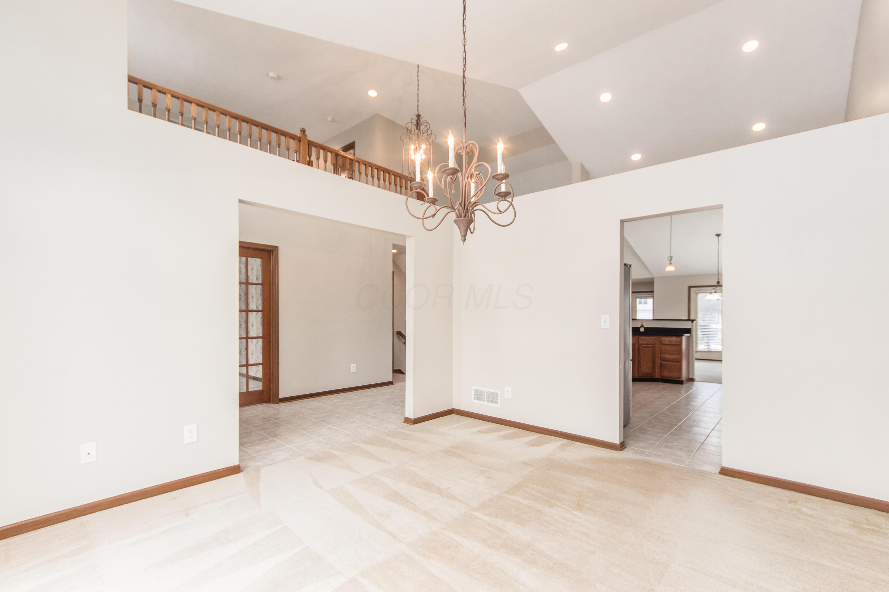 5832 Burnett Drive N