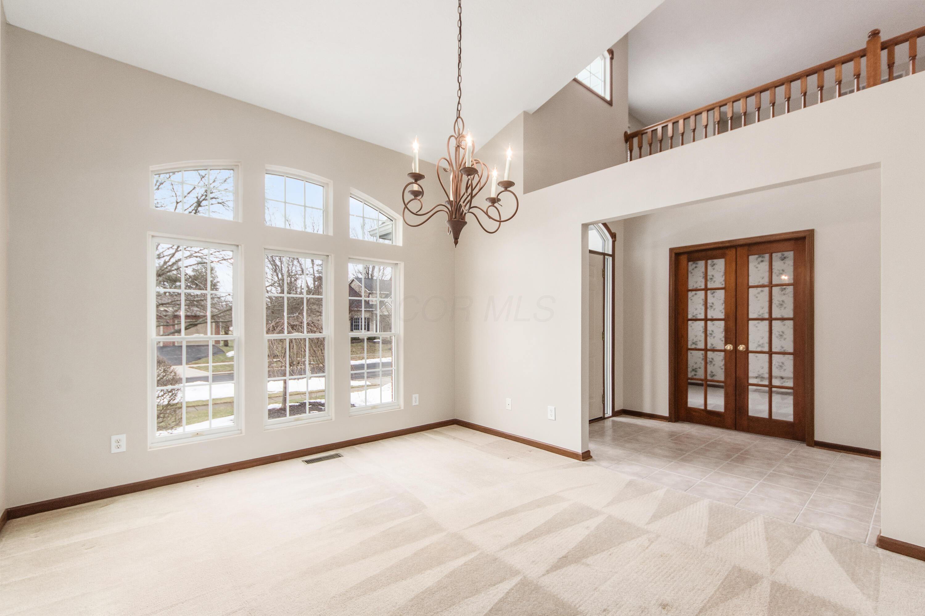 5832 Burnett Drive N