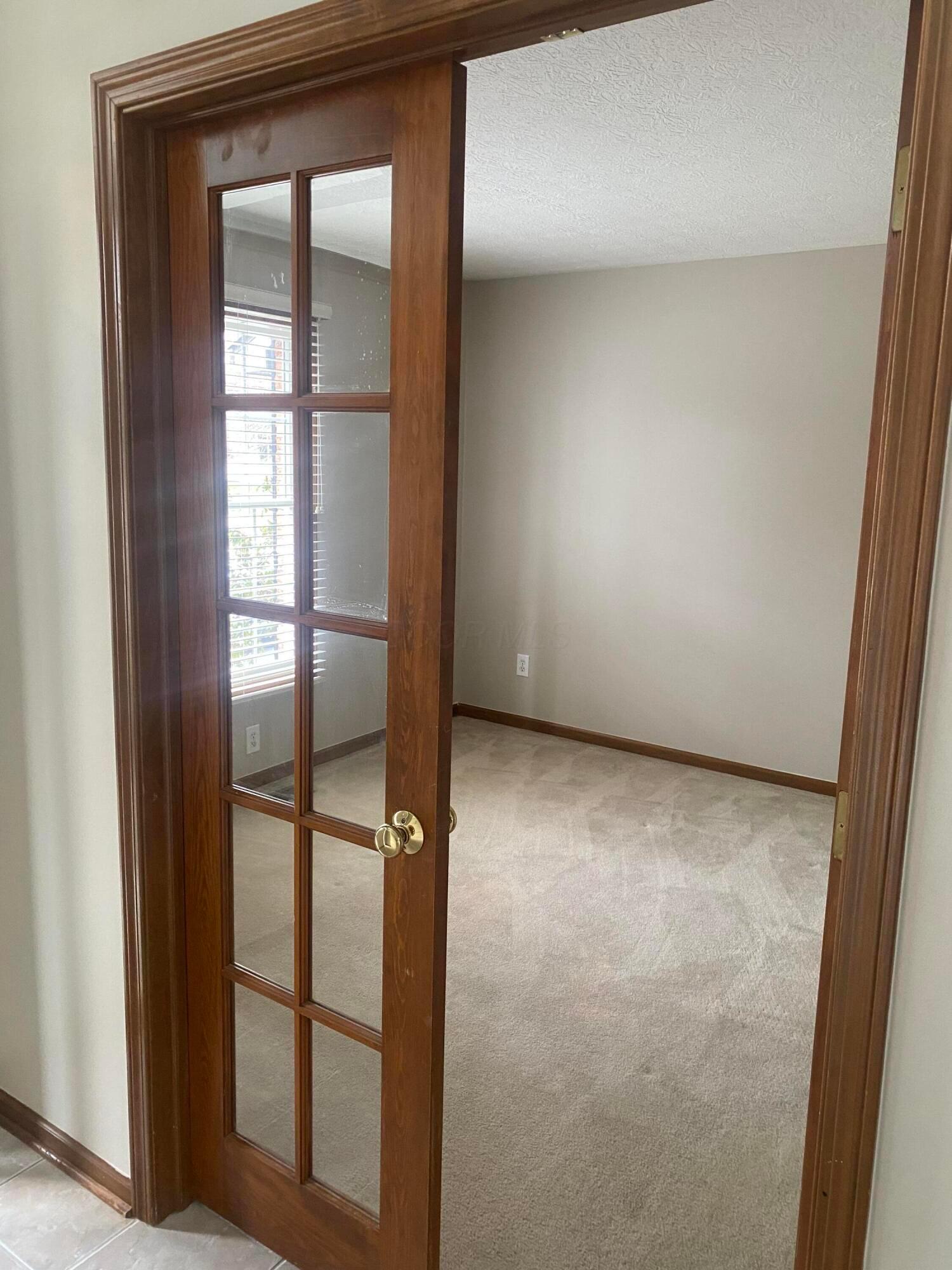 5832 Burnett Drive N