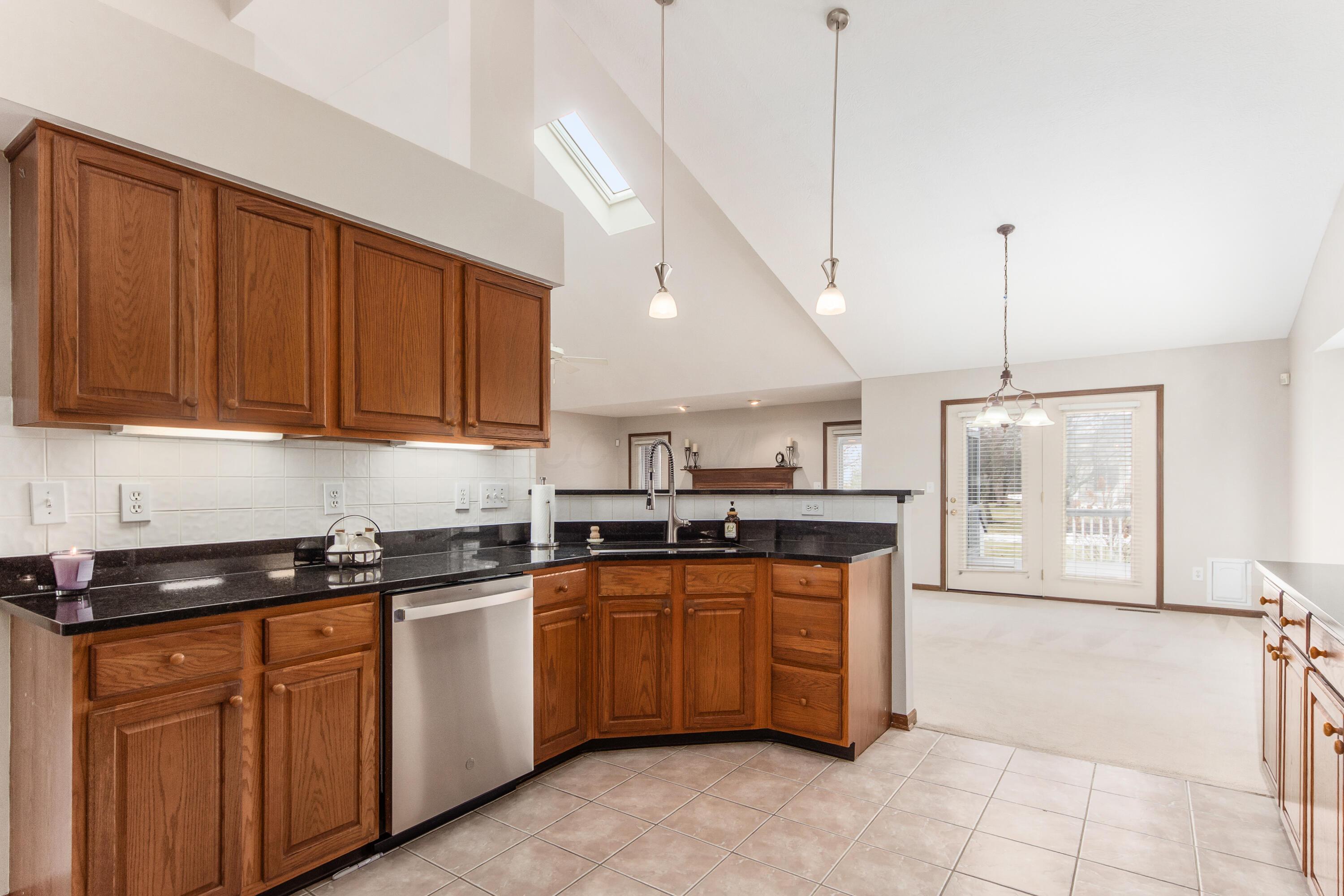 5832 Burnett Drive N