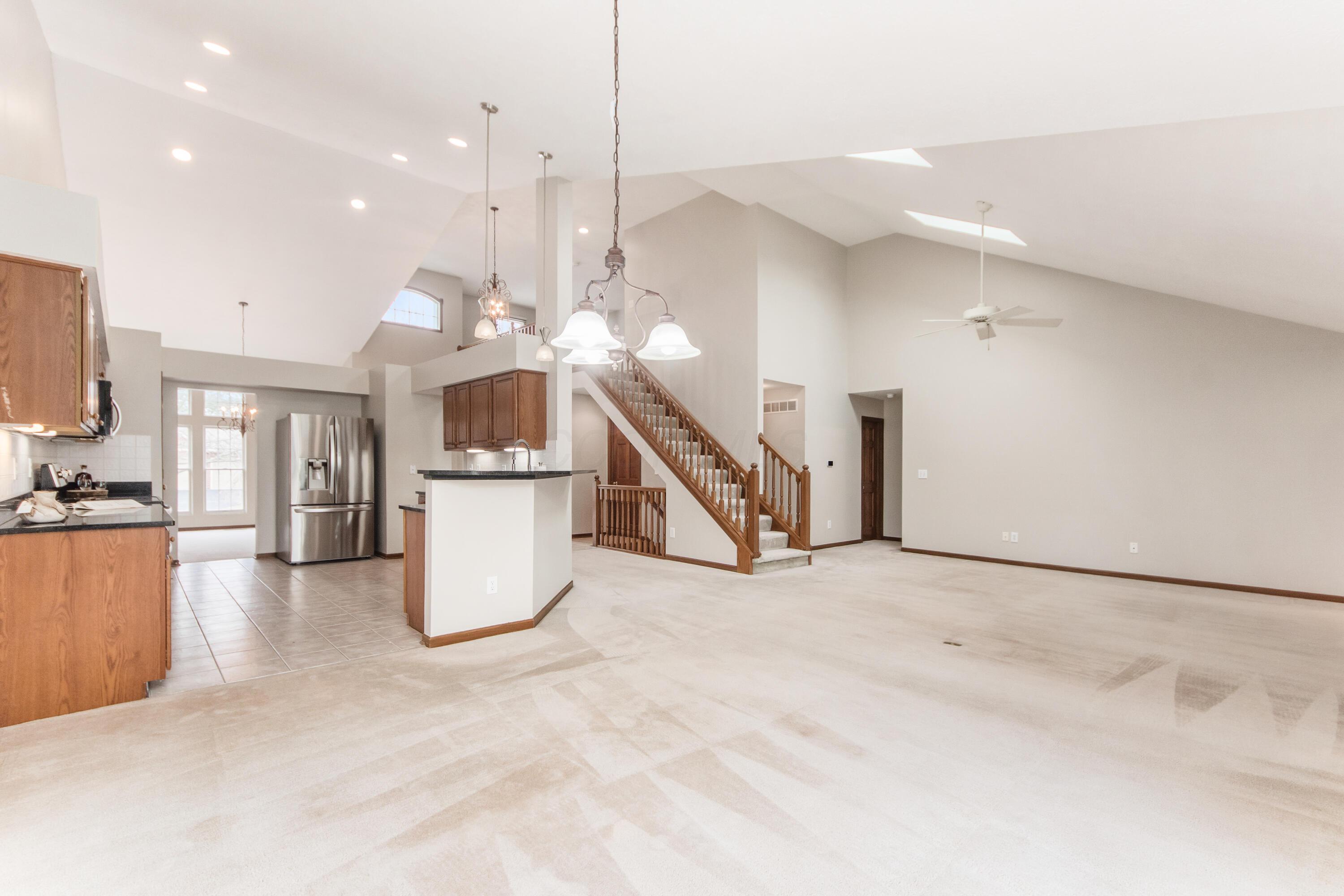 5832 Burnett Drive N