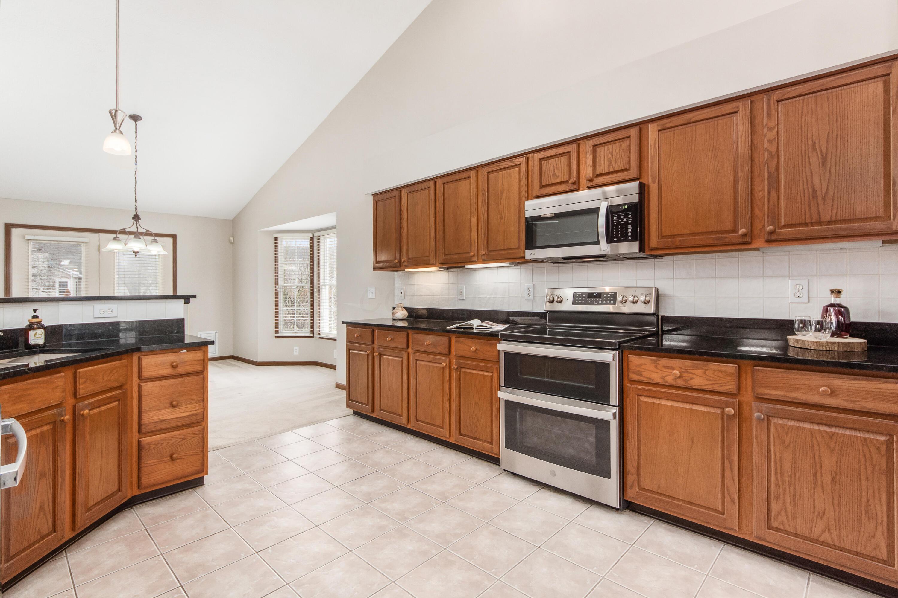 5832 Burnett Drive N