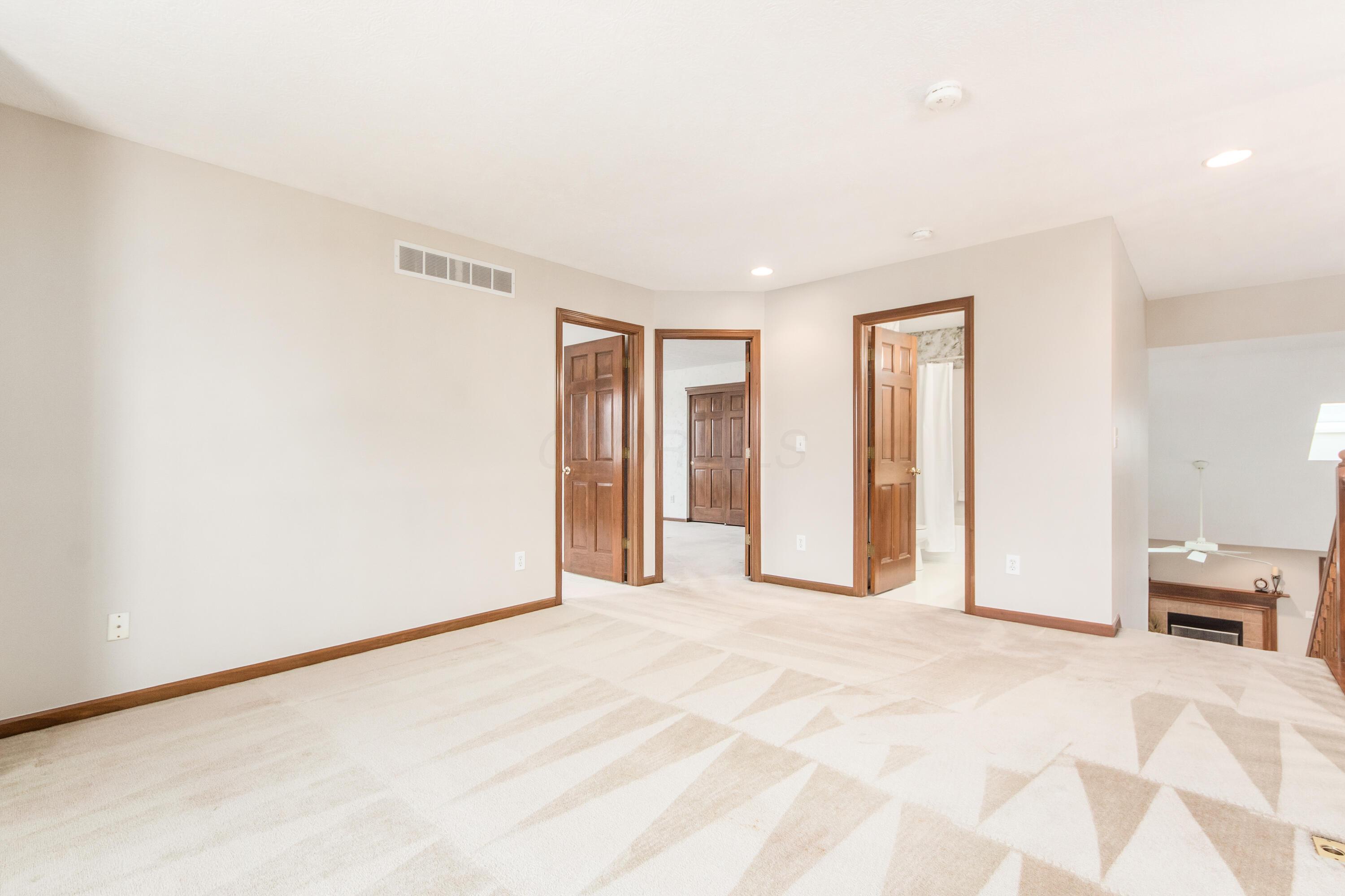 5832 Burnett Drive N