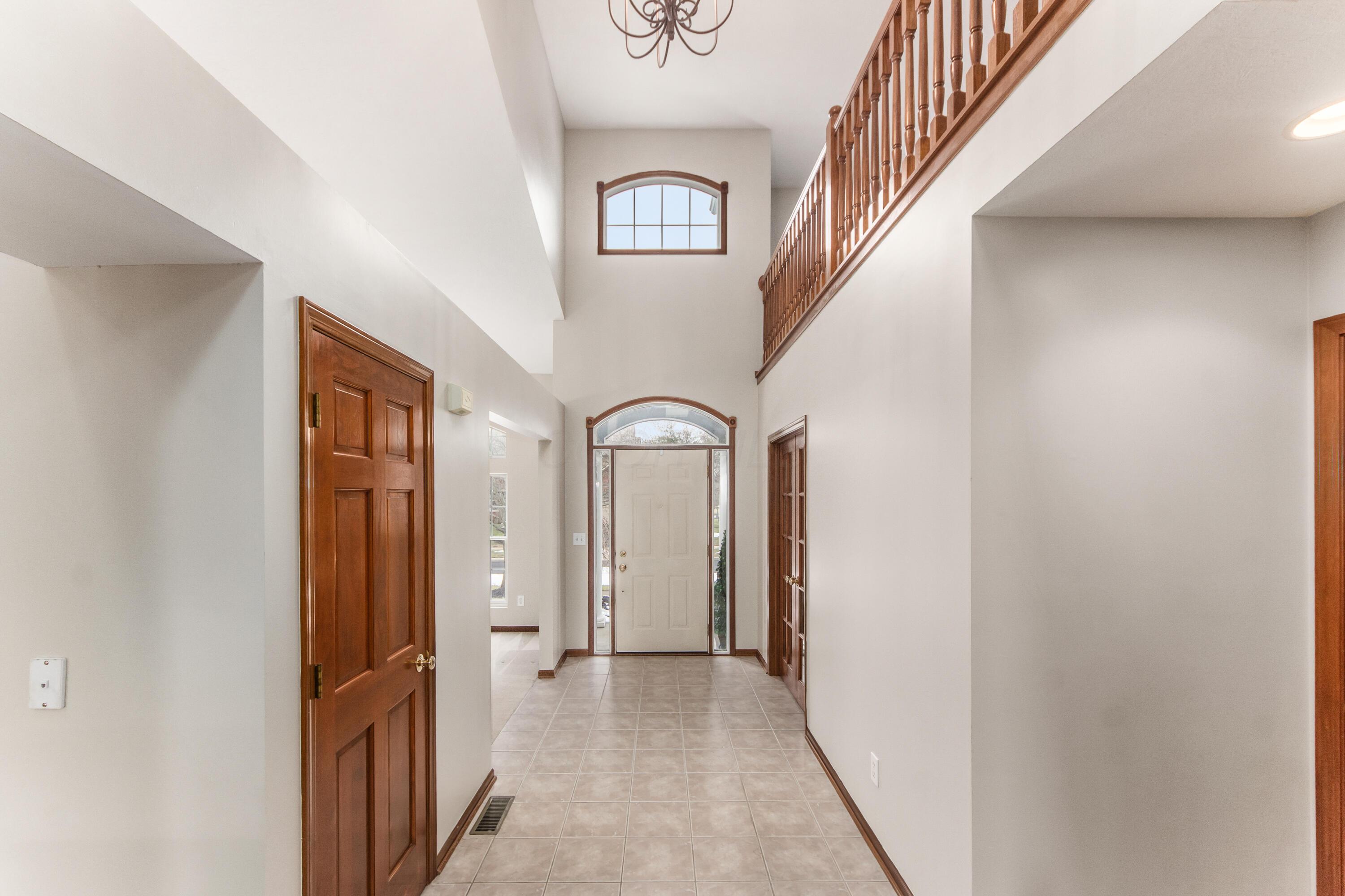 5832 Burnett Drive N