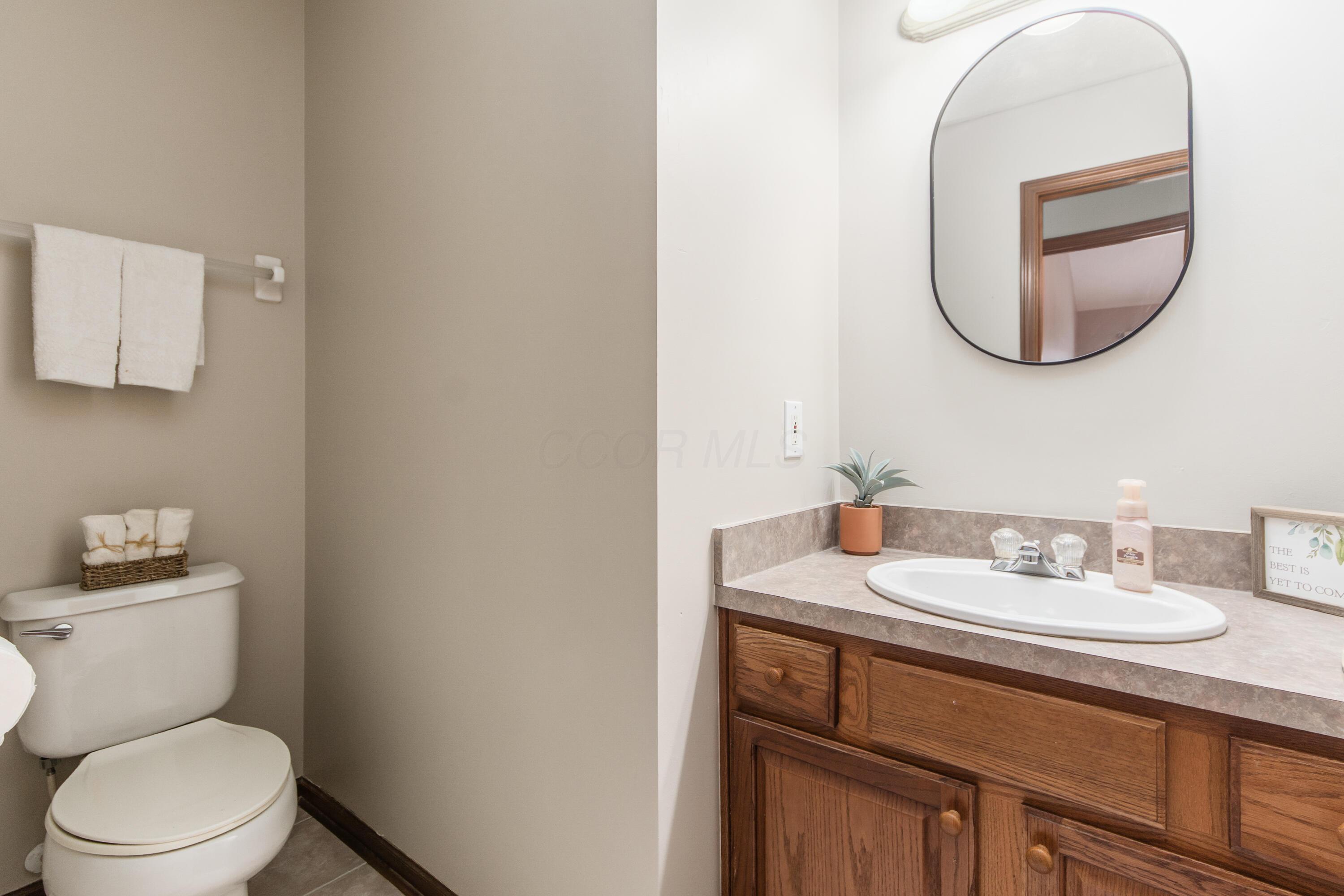 5832 Burnett Drive N