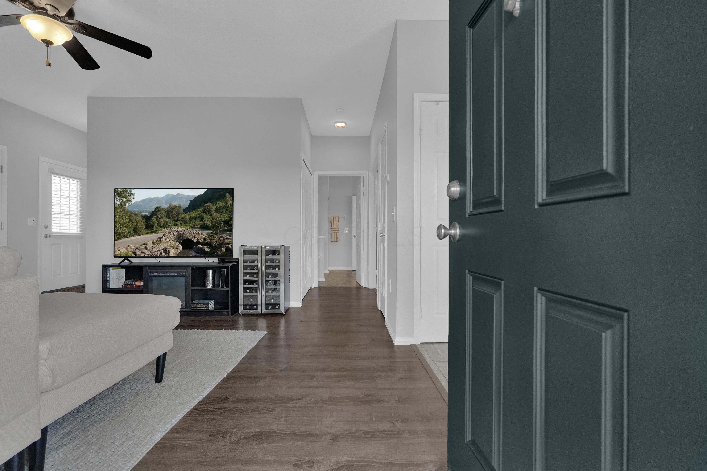 7130 Steel Dust Drive, 1