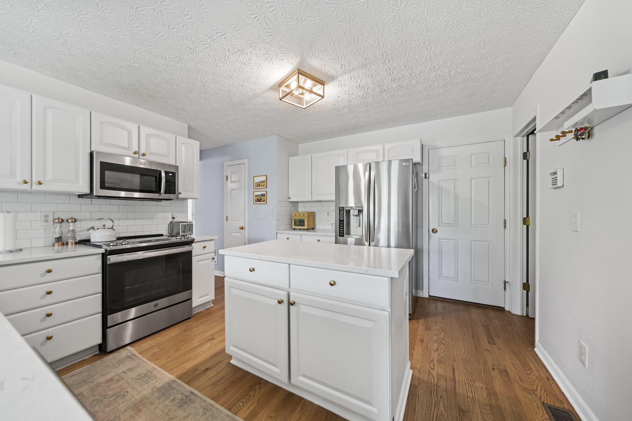 7541 Totten Springs Drive