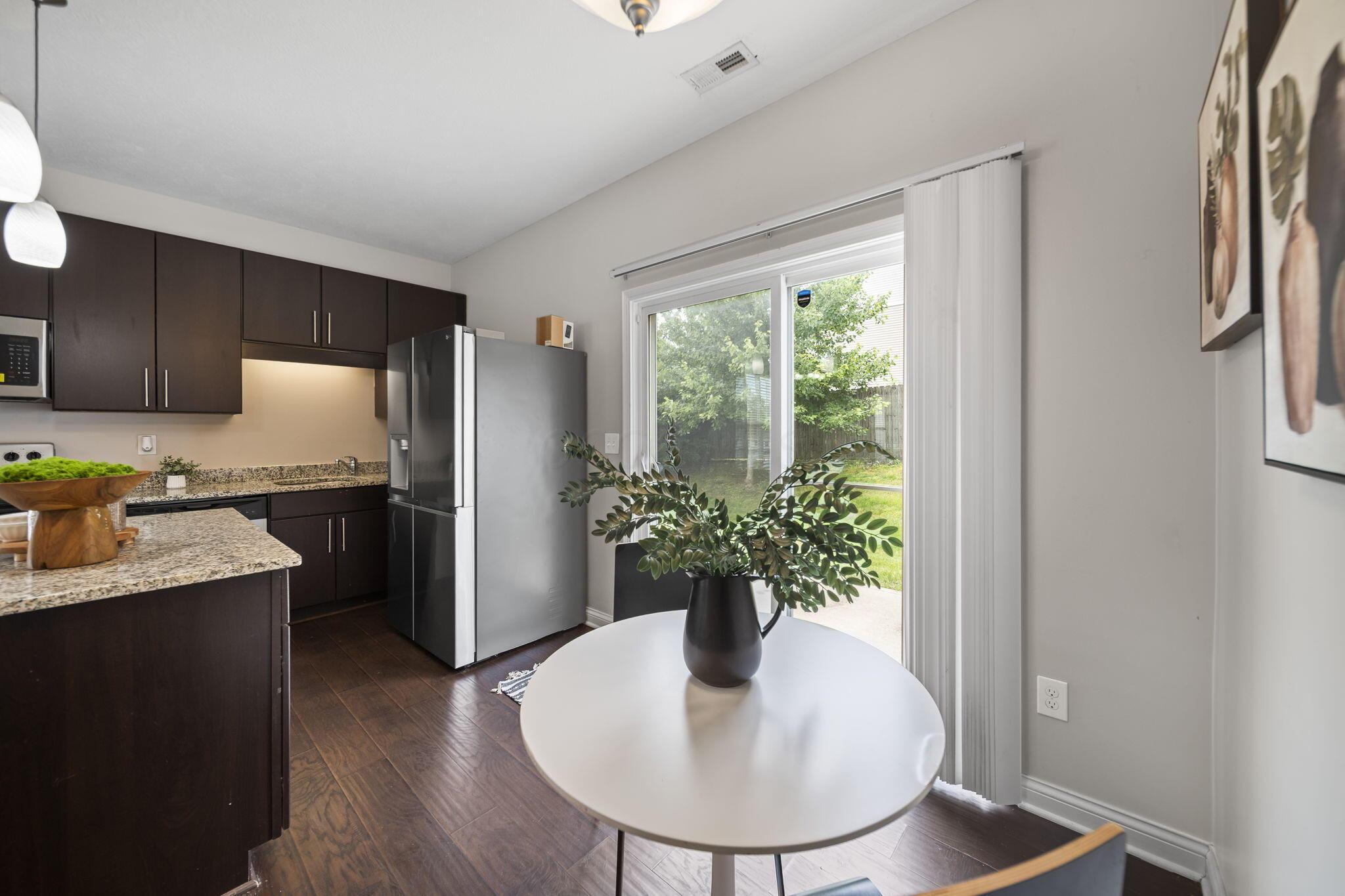5467 Albany Terrace Way, 1301