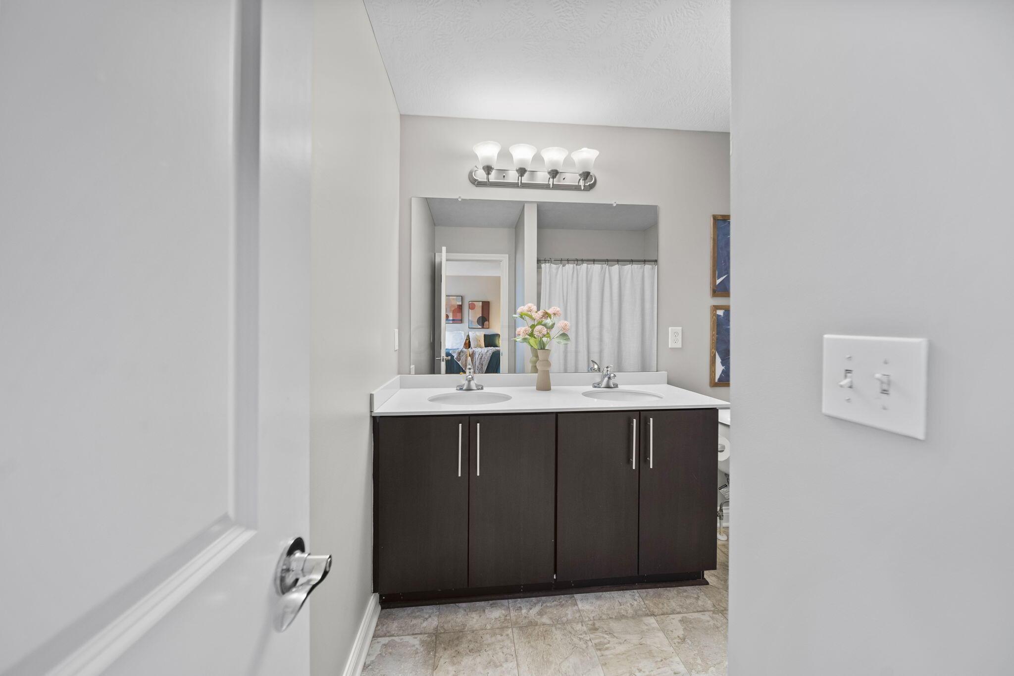 5467 Albany Terrace Way, 1301