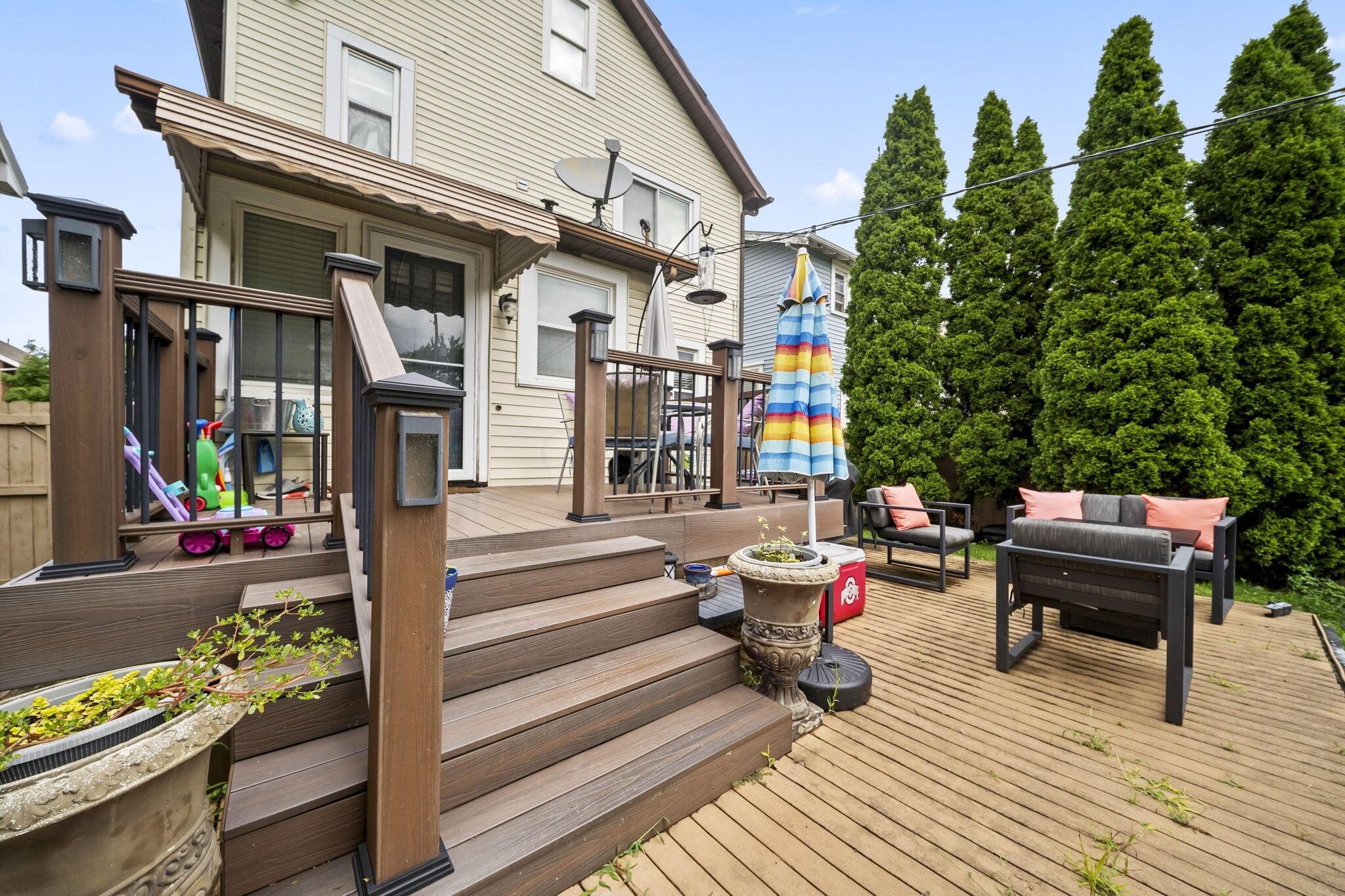 729 Thurman Avenue