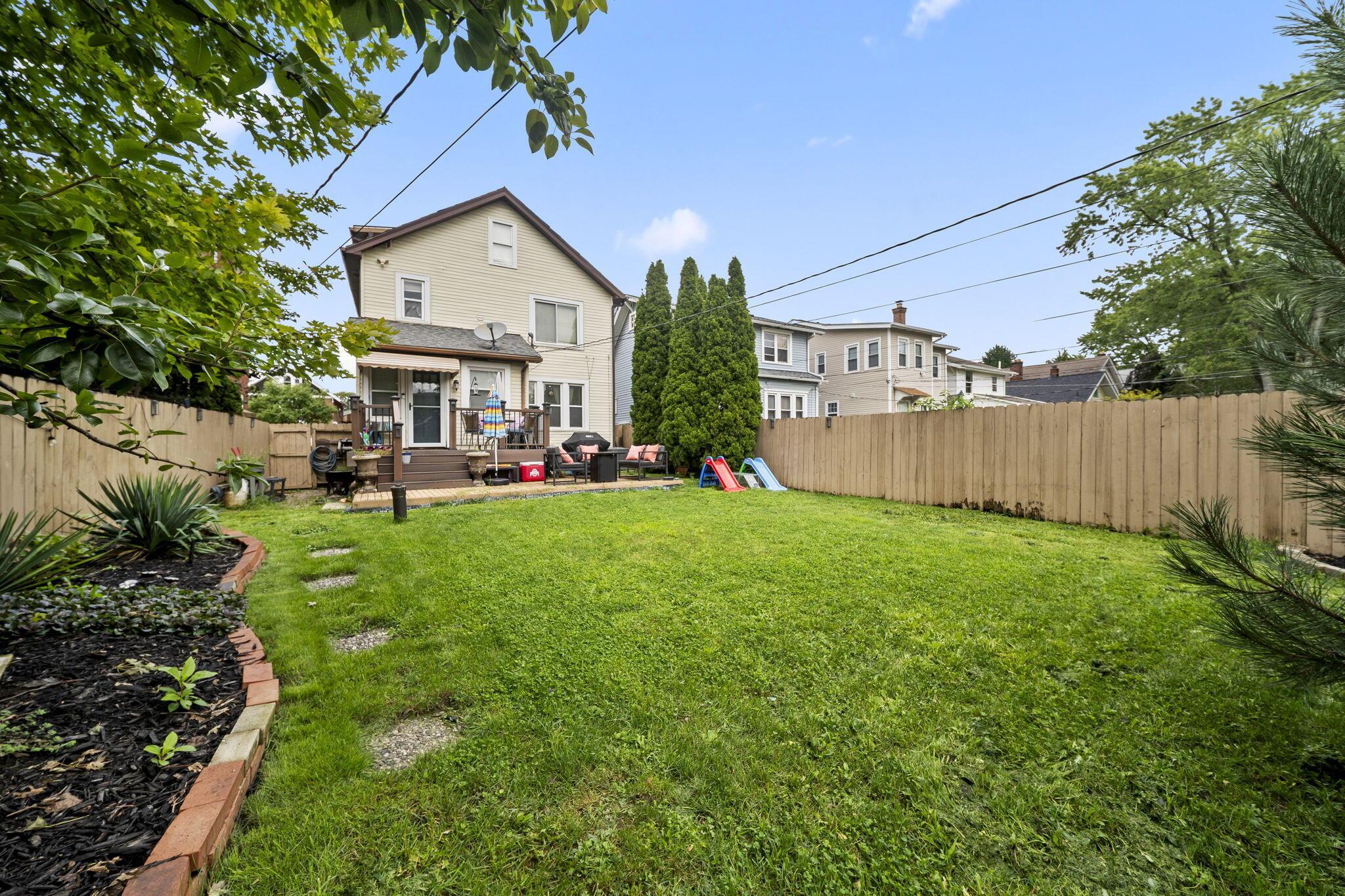 729 Thurman Avenue