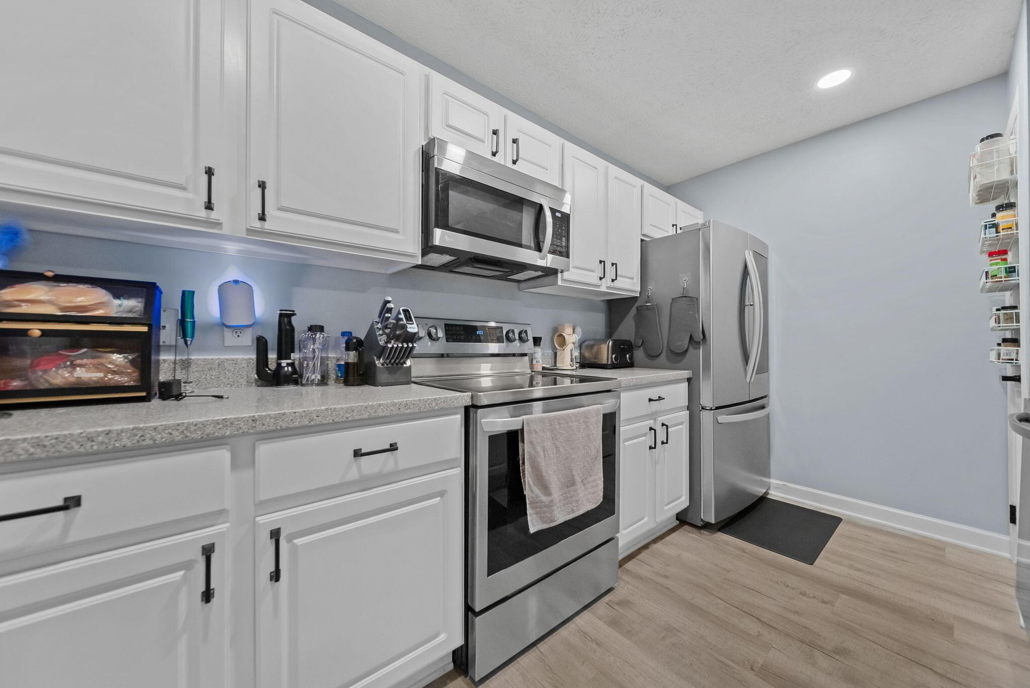 5164 Mantua Drive, 65A