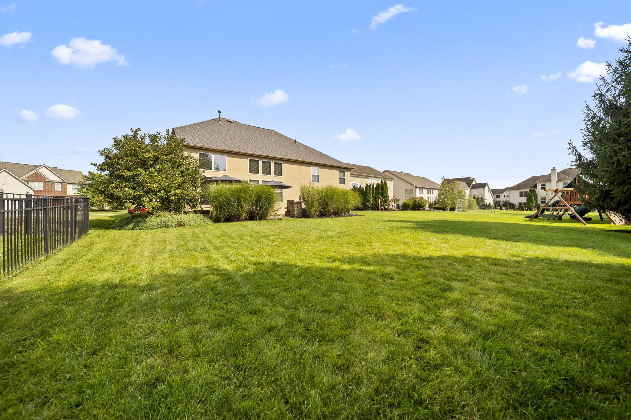 8302 Danbridge Way