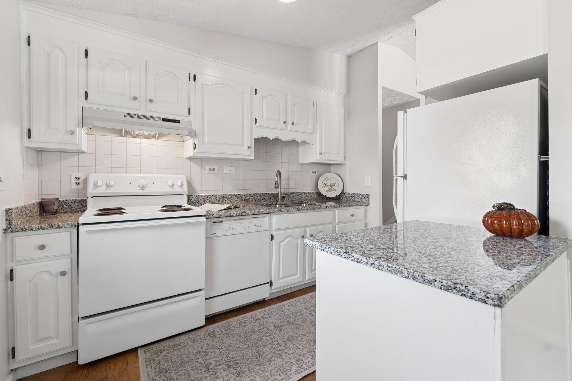 3936 Blueberry Hollow Road