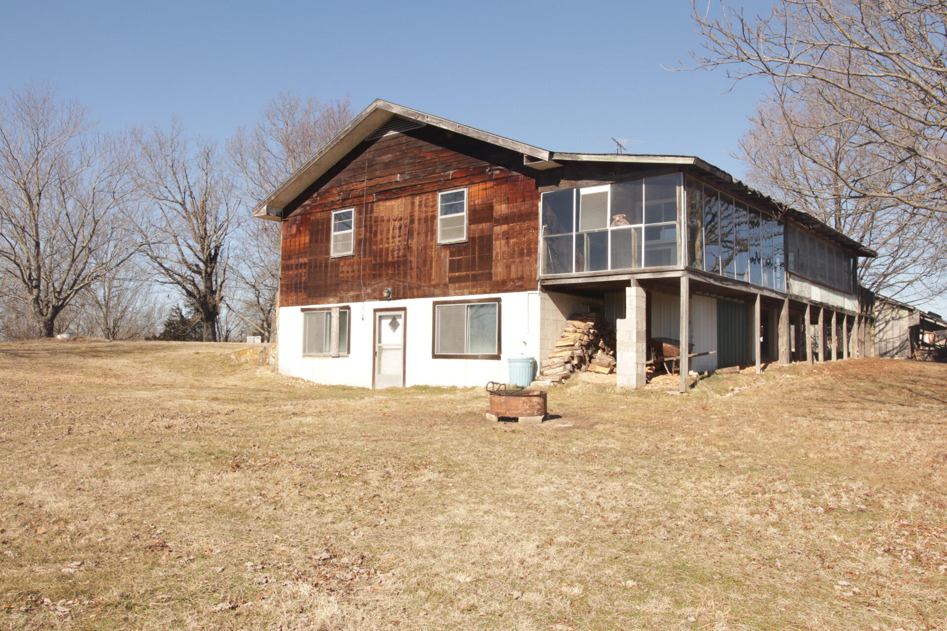 744 North State Highway 125
