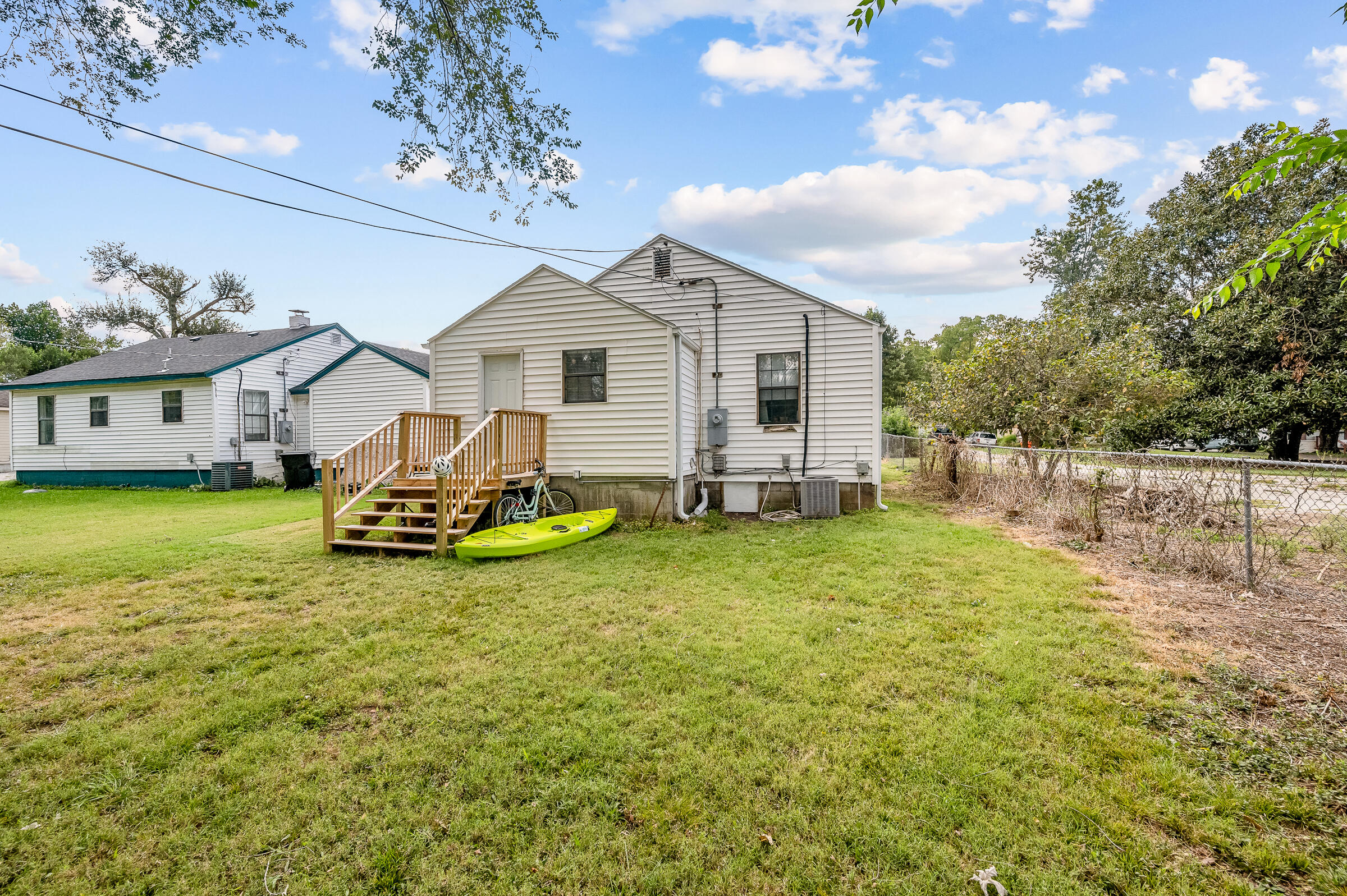 2055 East Walnut Street