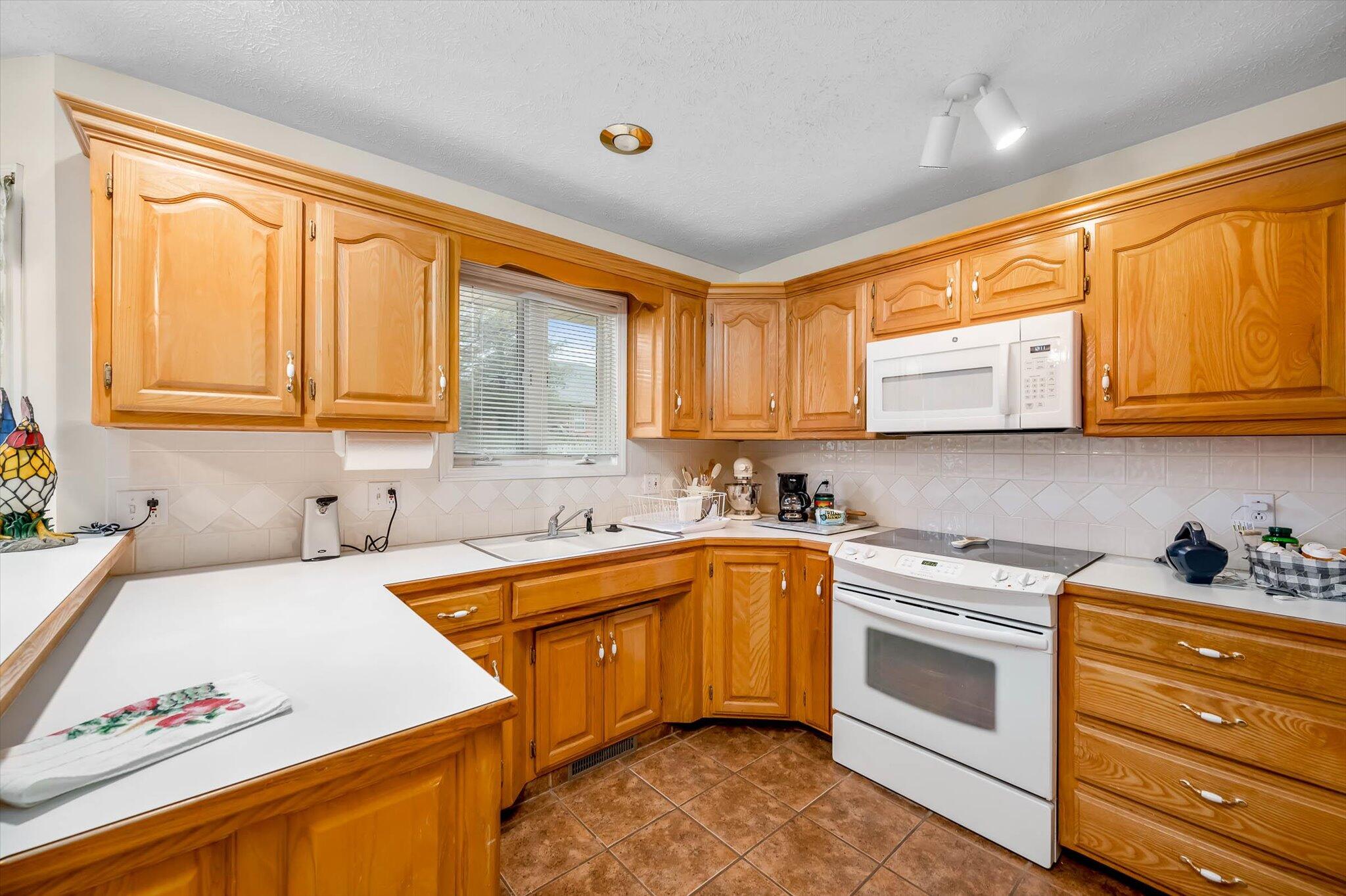 502 Chapel Hill Court