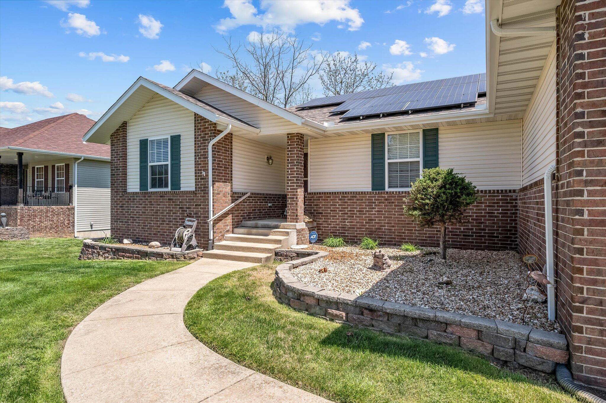 576 South Canterbury Lane