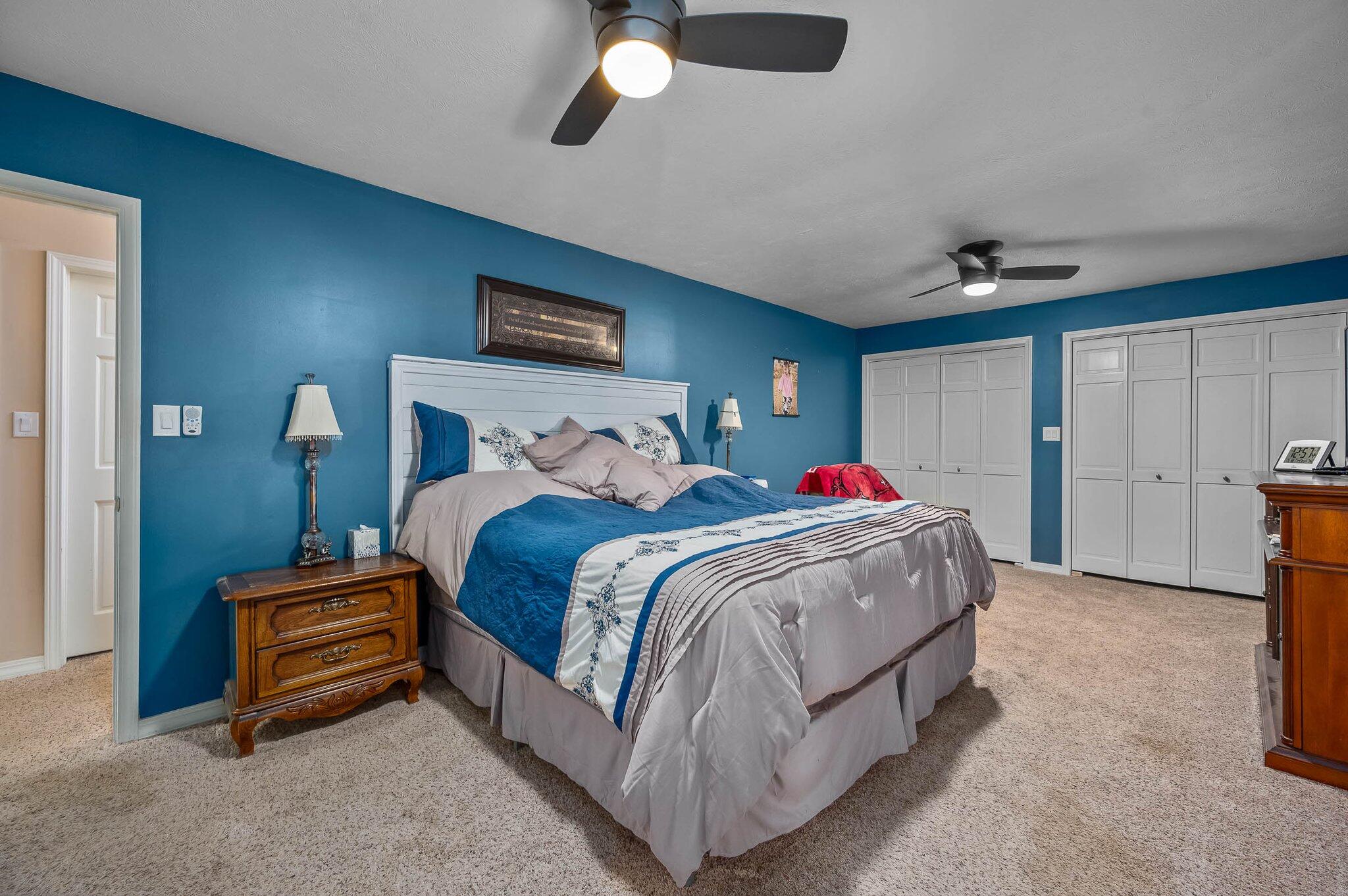 3054 West Countryside Drive