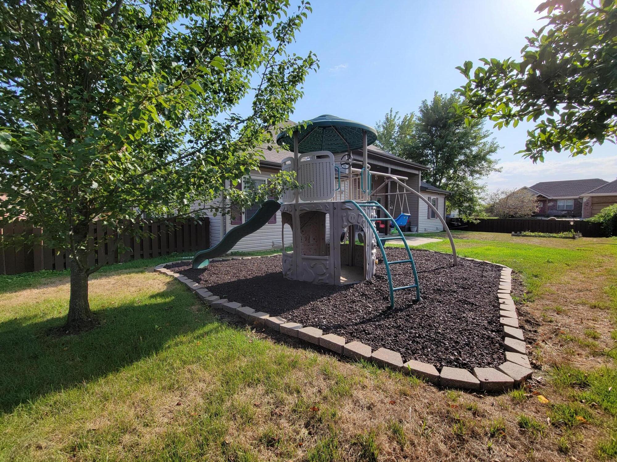 919 East Weldon Drive