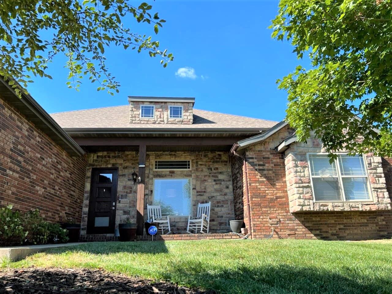 919 East Weldon Drive