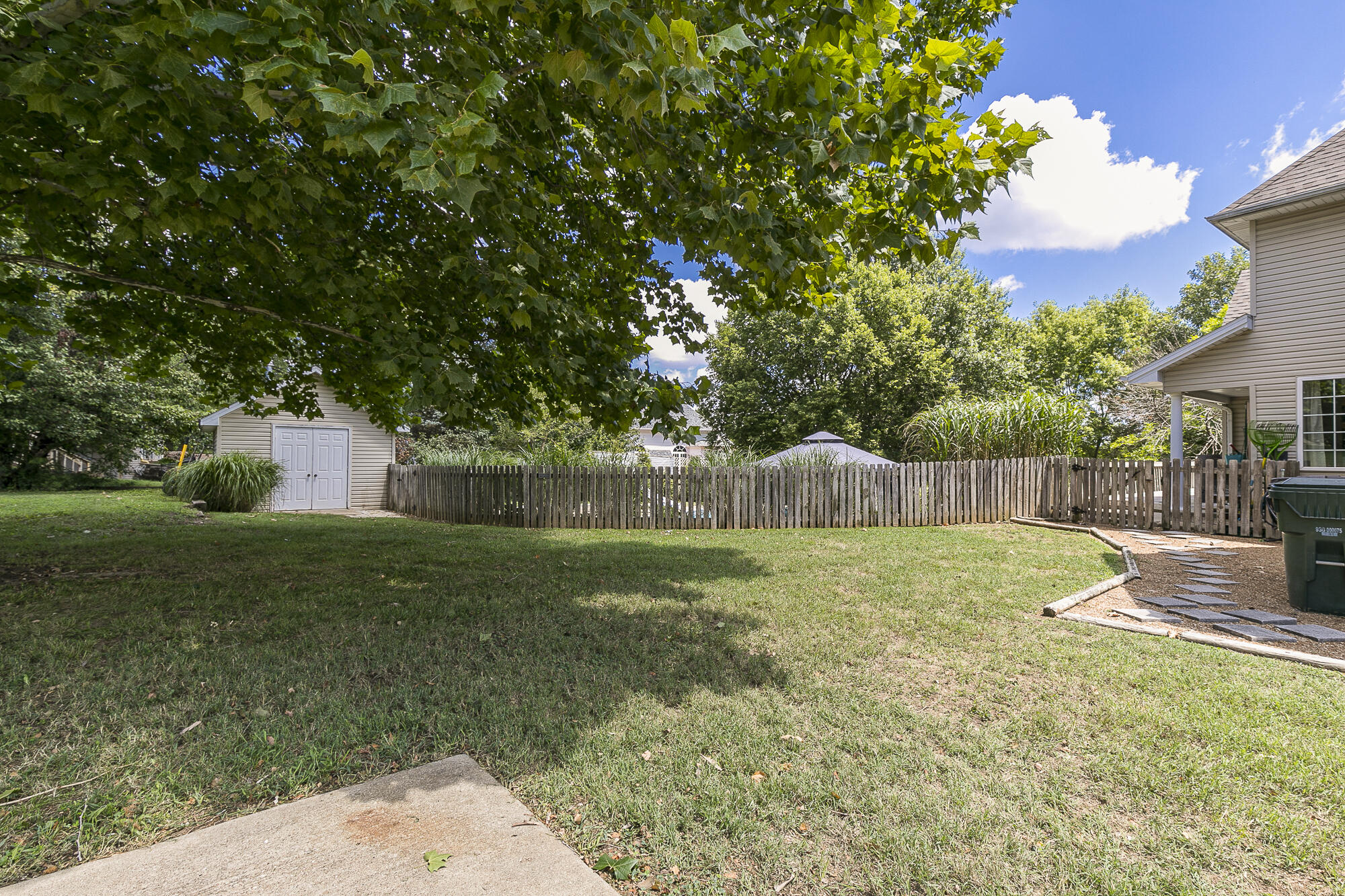 2061 E Meadow Drive