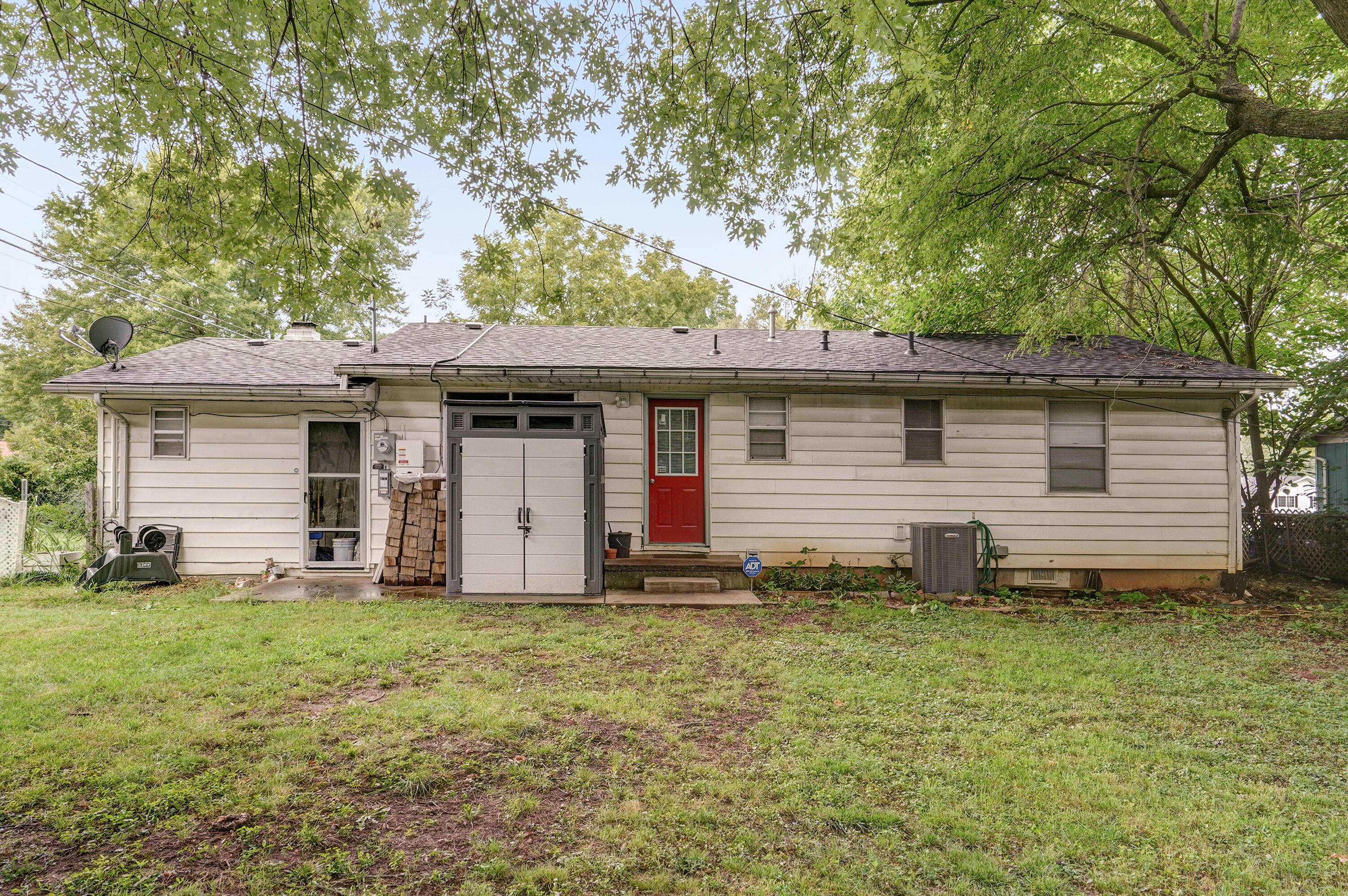 1720 North Oak Grove Avenue