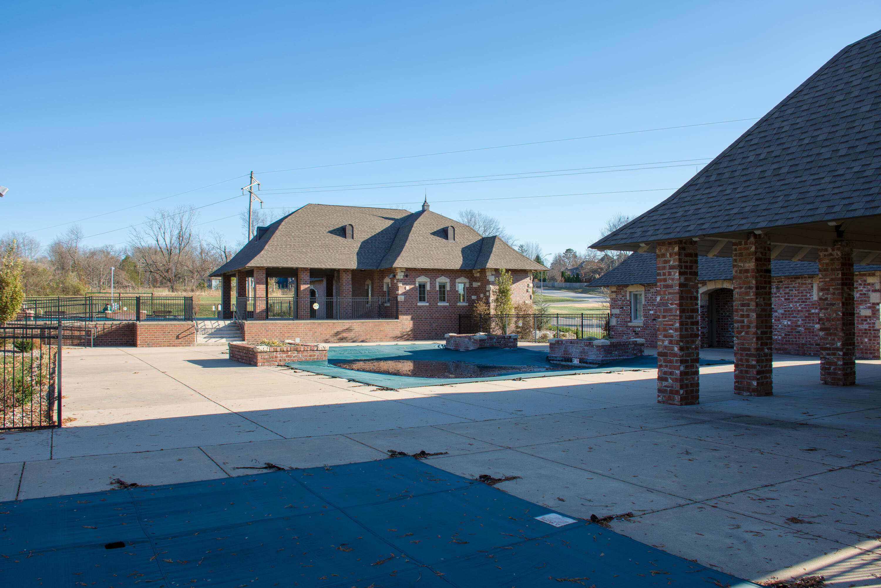 937 East Powers Court