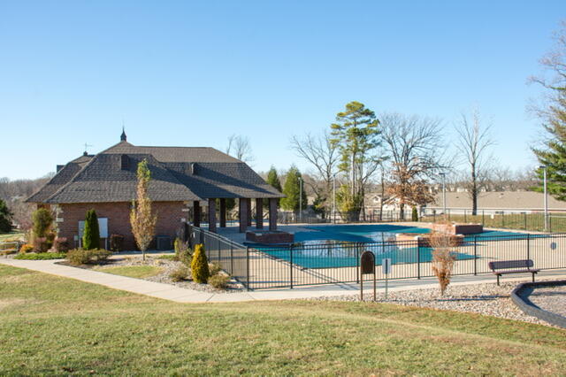937 East Powers Court