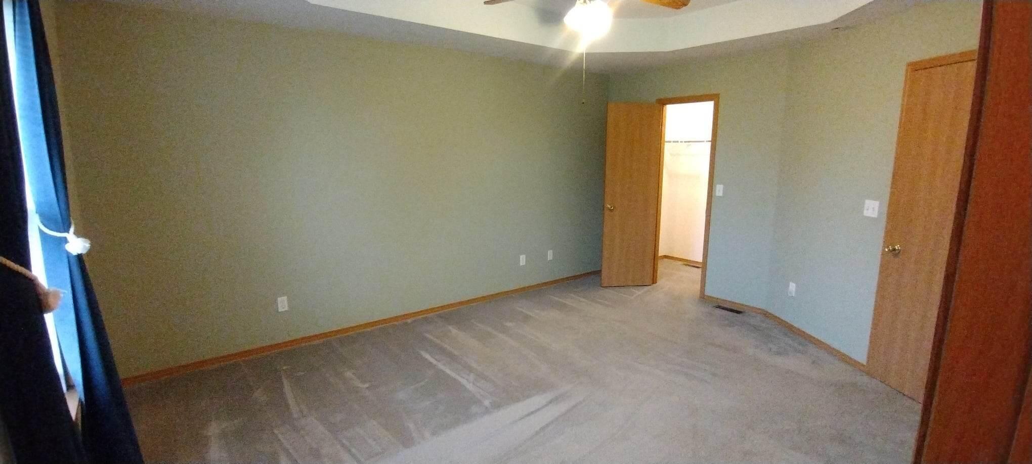 25056 Lawrence 2152