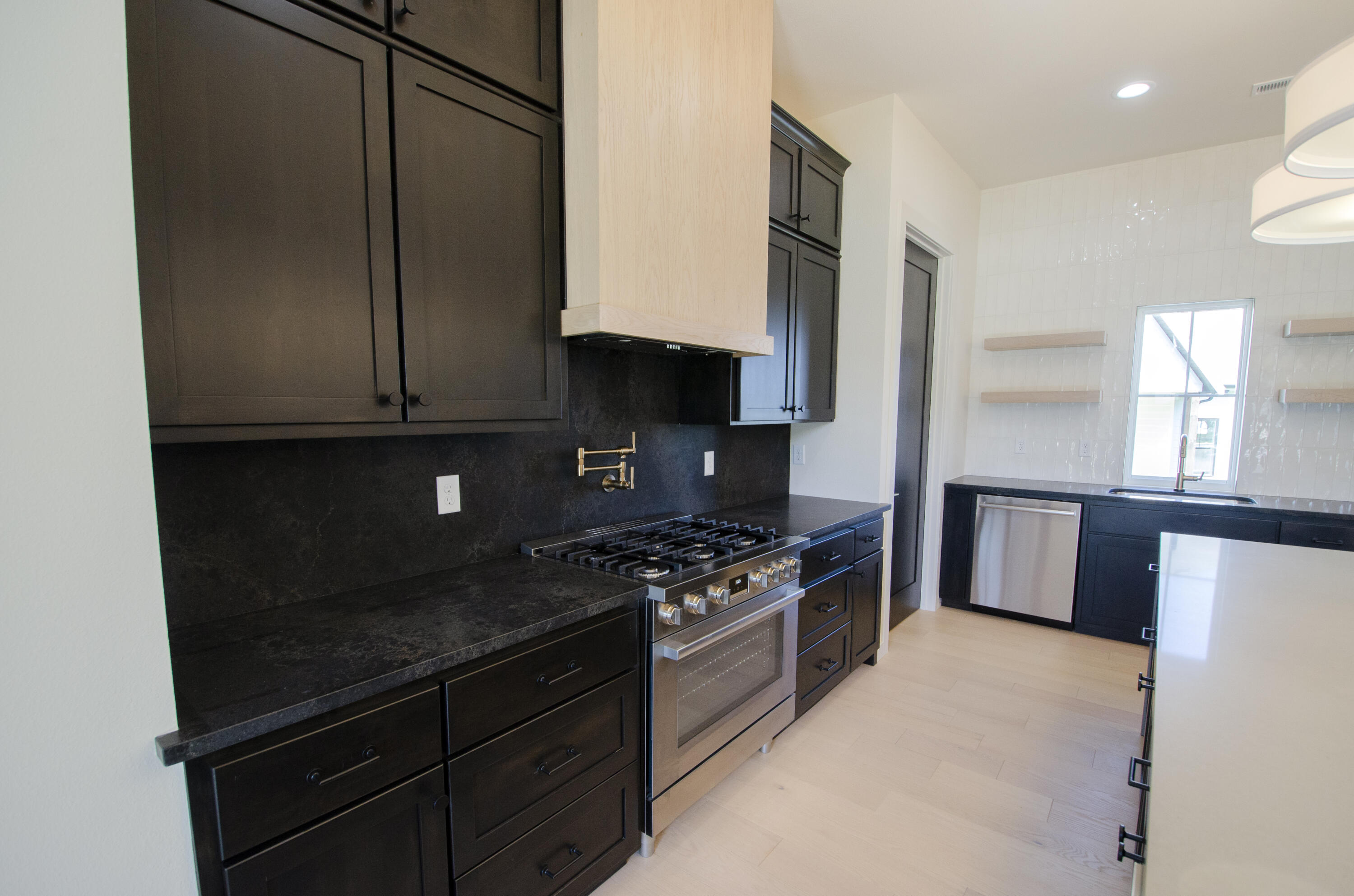 1352 S Wilder Trail