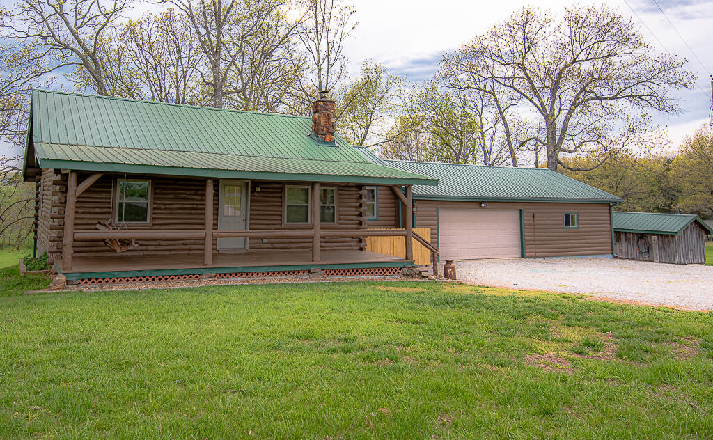 1040 E 425th Road