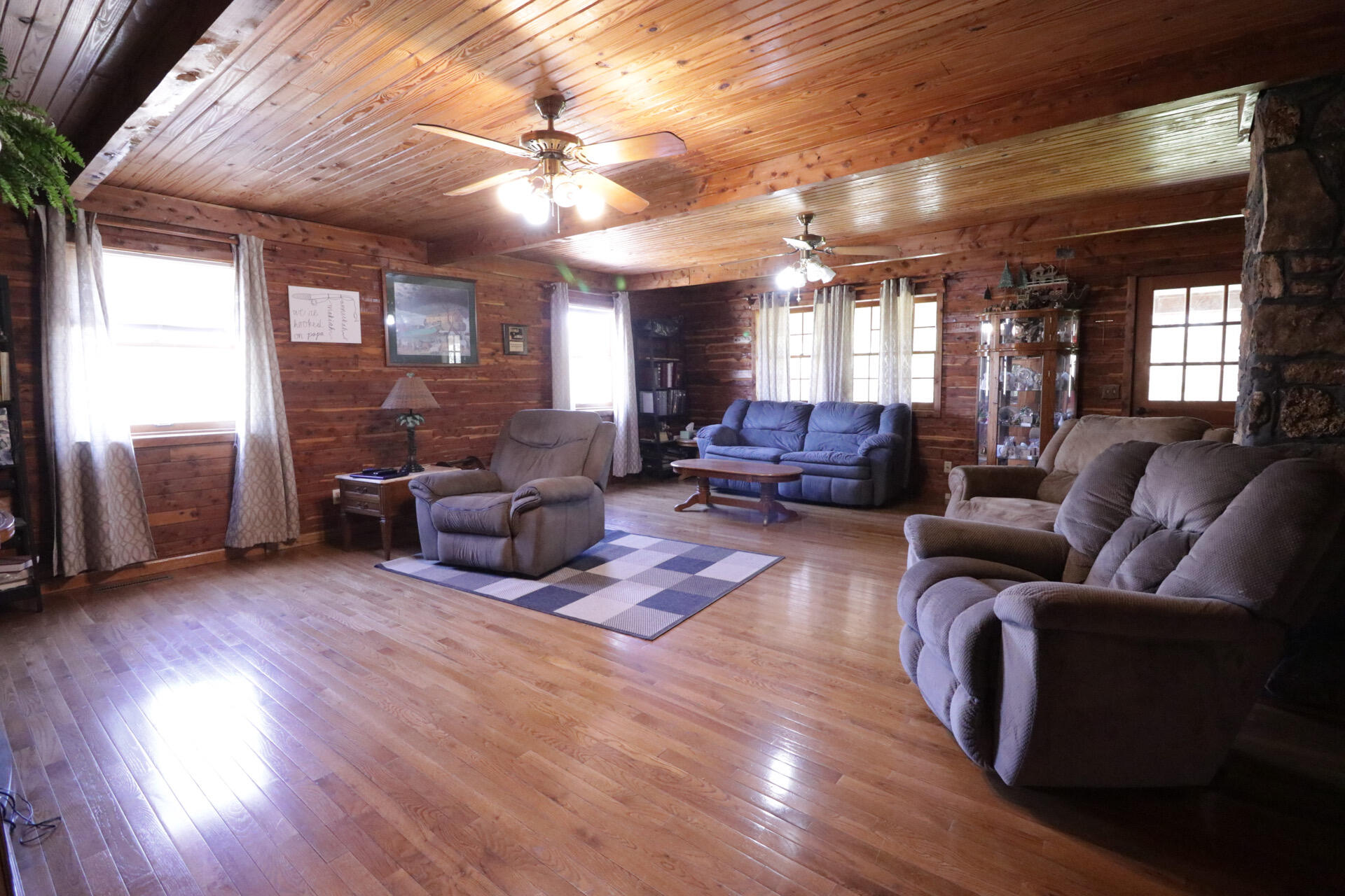 1185 Cedar Lane