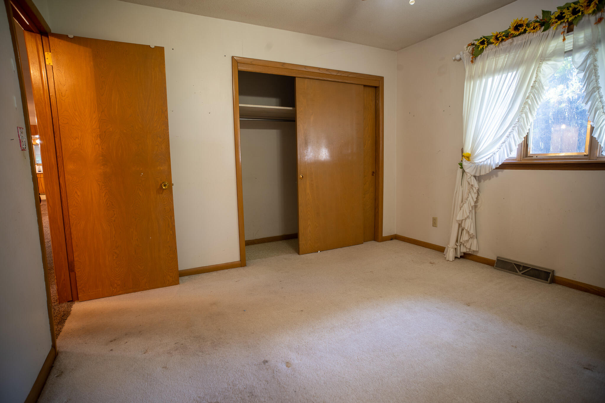 1326 W Cherokee Street