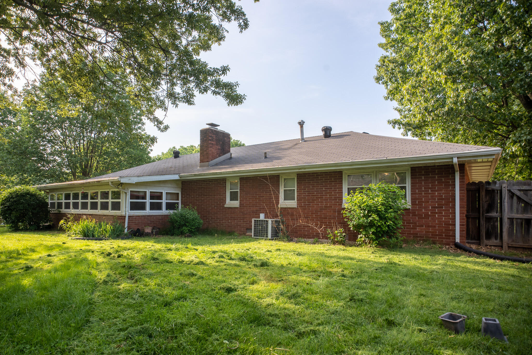 1326 W Cherokee Street