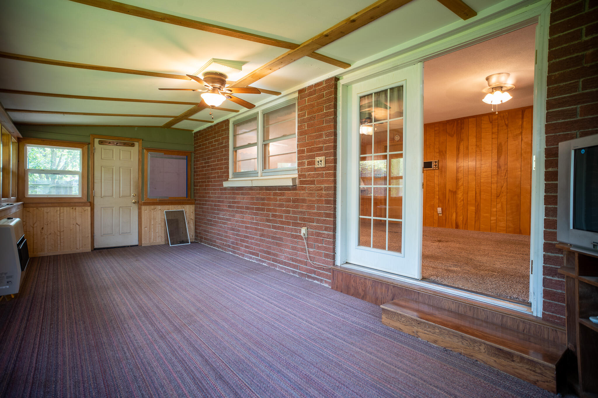 1326 W Cherokee Street