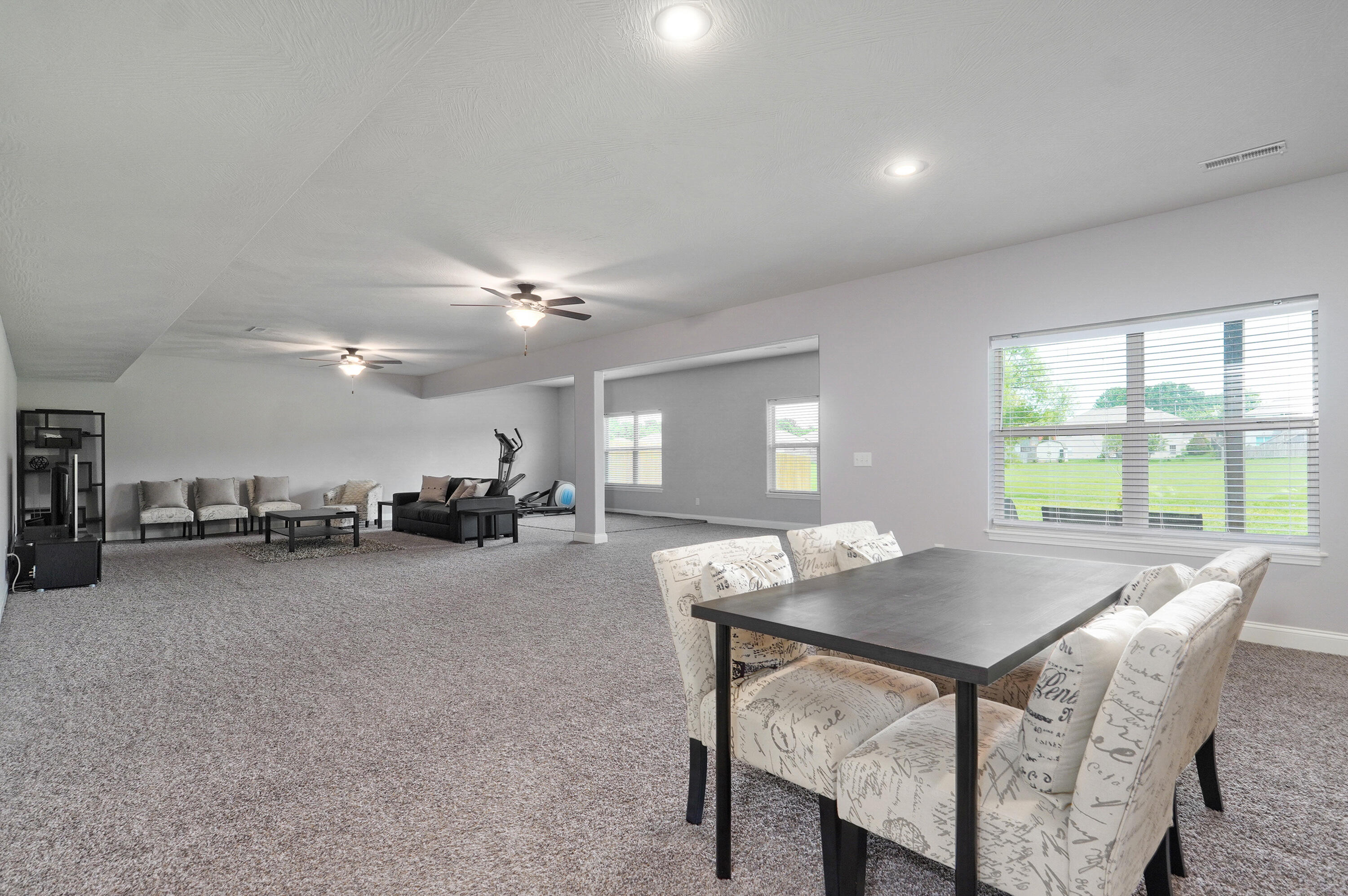 1662 North Eagle Valley Lane