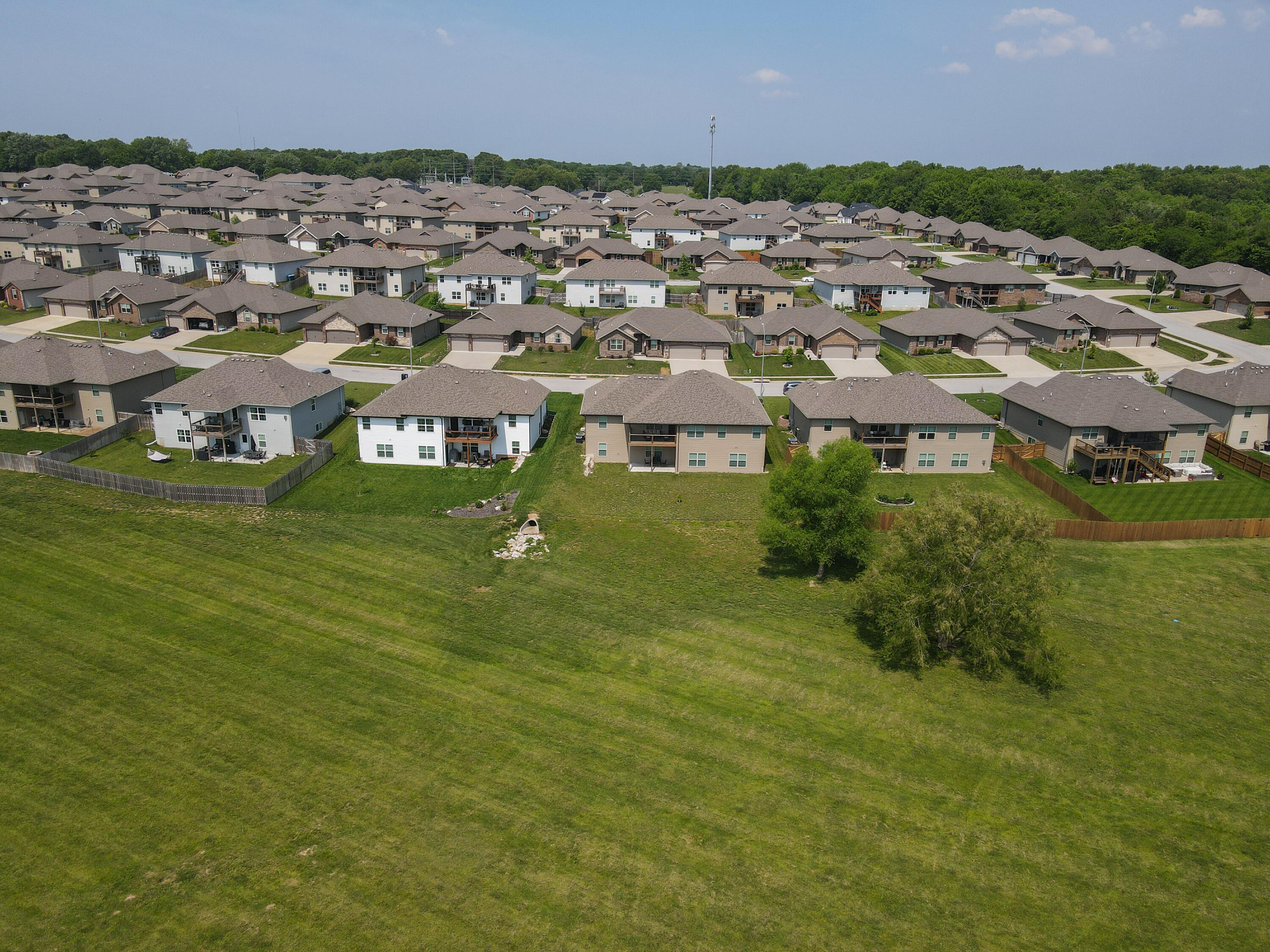 1662 North Eagle Valley Lane