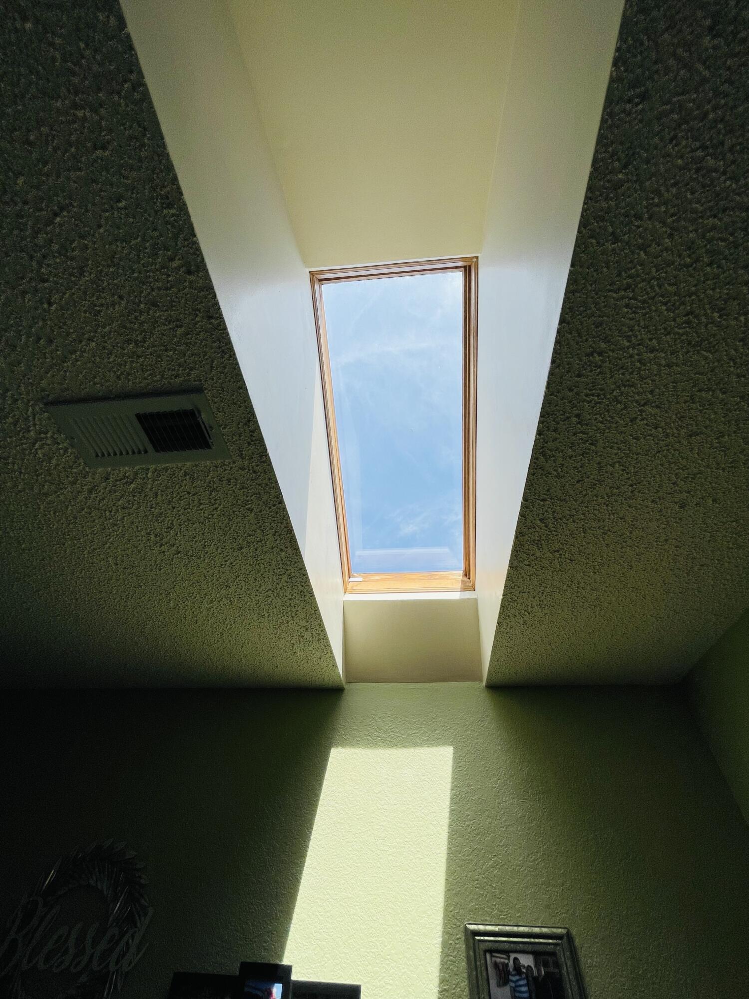 984 E State Highway 176 E