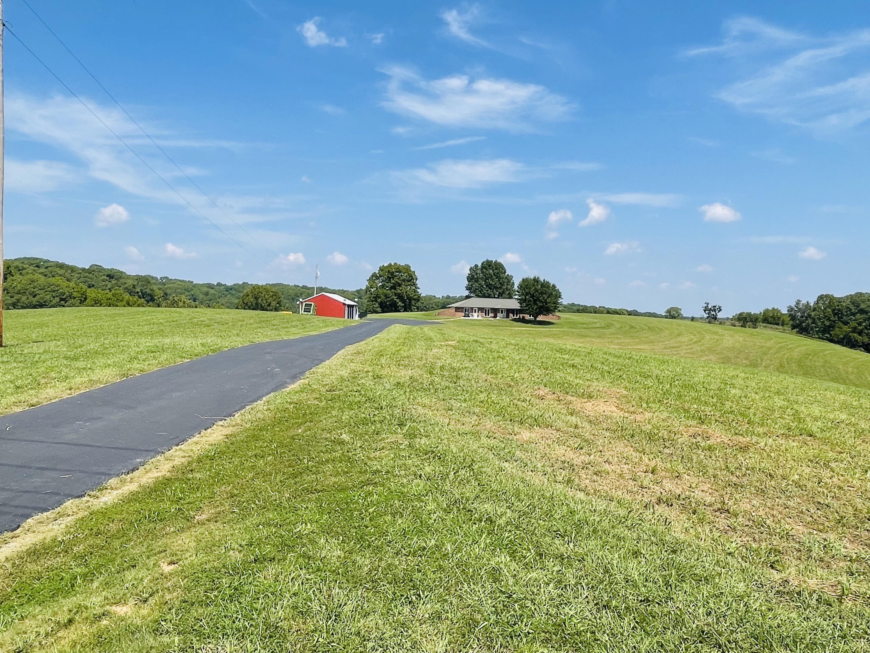 984 E State Highway 176 E