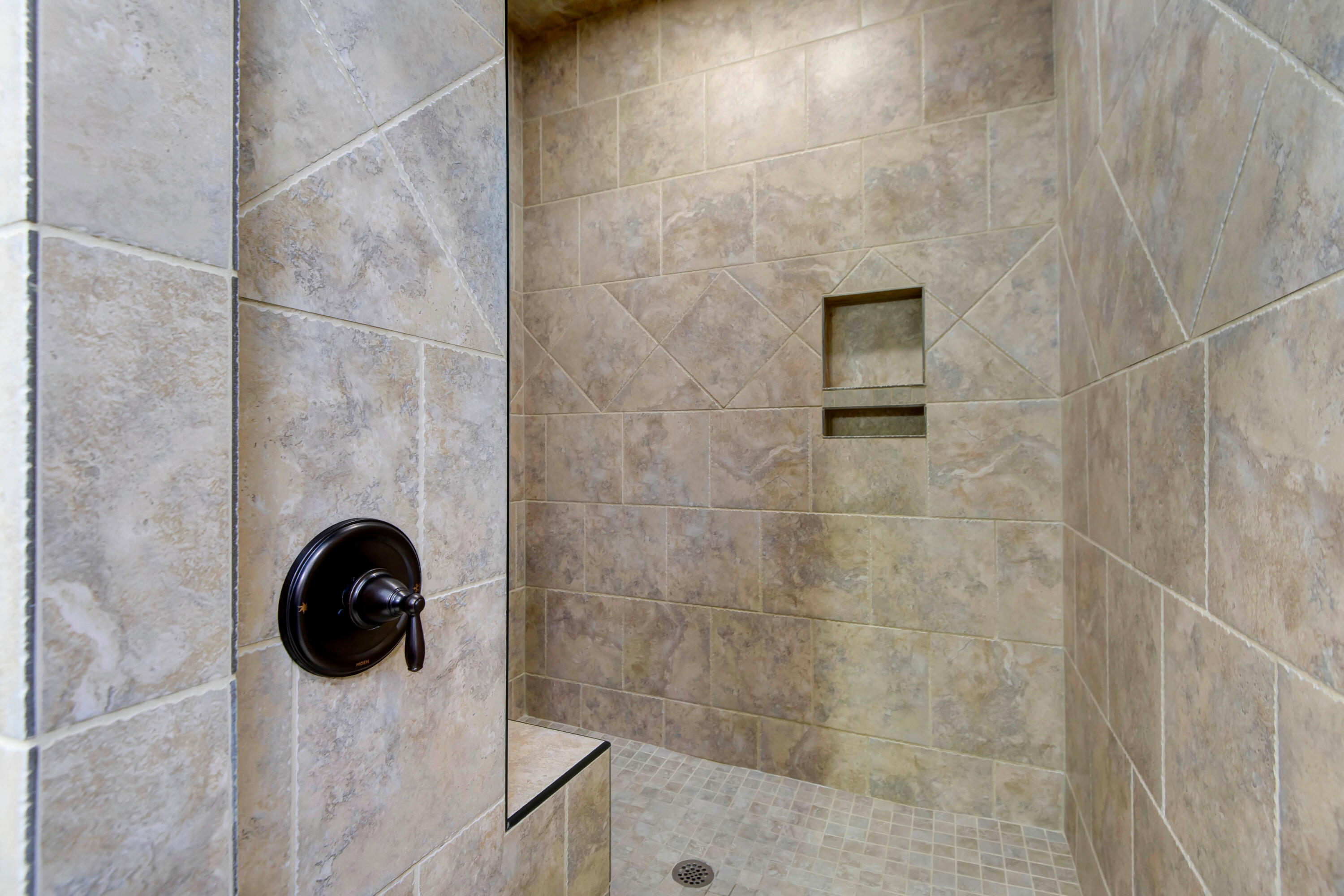 3249 S Victoria Avenue