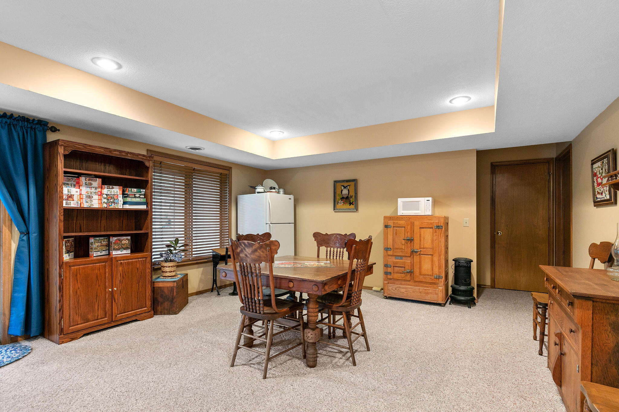 2257 E Powell Street