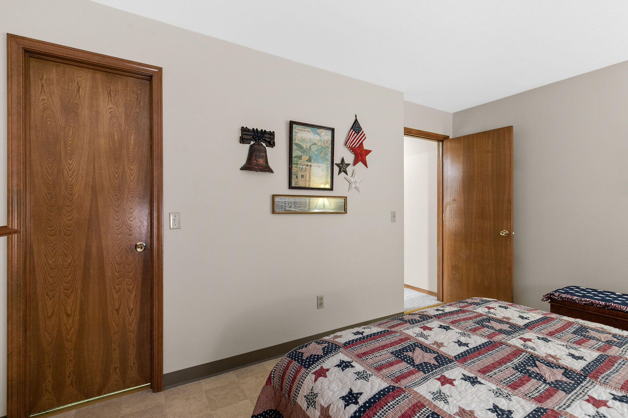 2257 E Powell Street